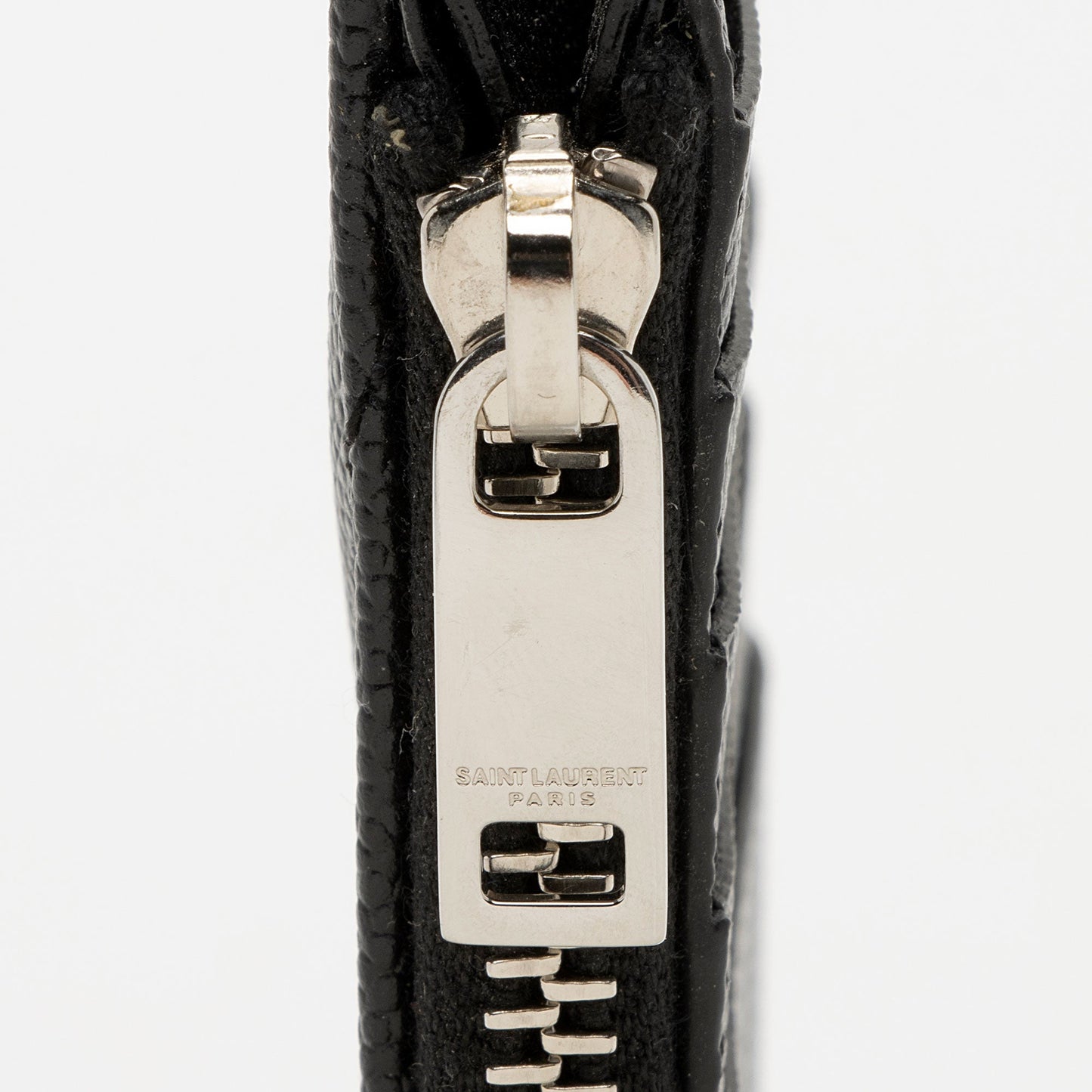 Saint Laurent Matelasse Grain de Poudre Monogram Fragments Zipper Card Case 664zHh