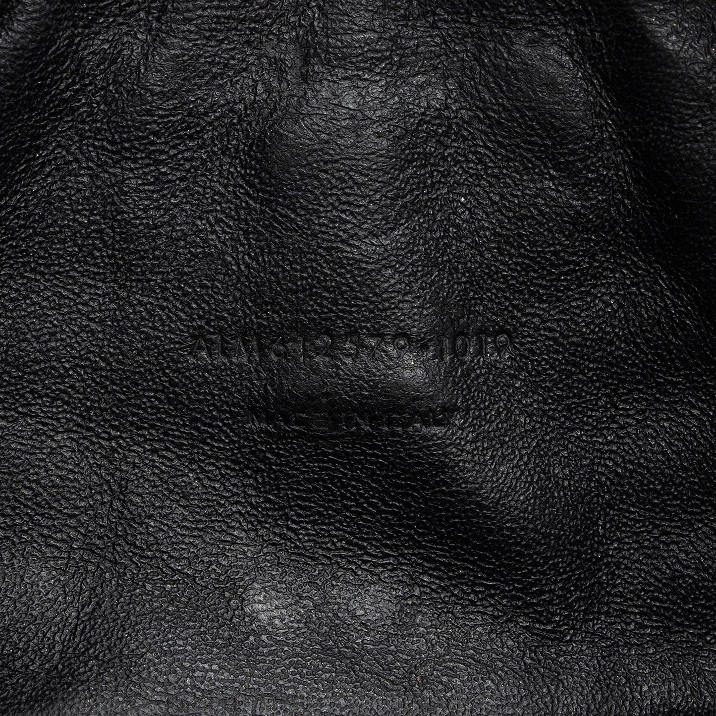 Saint Laurent Matelasse Grain de Poudre Monogram Lou Mini Camera Bag mLGuHp