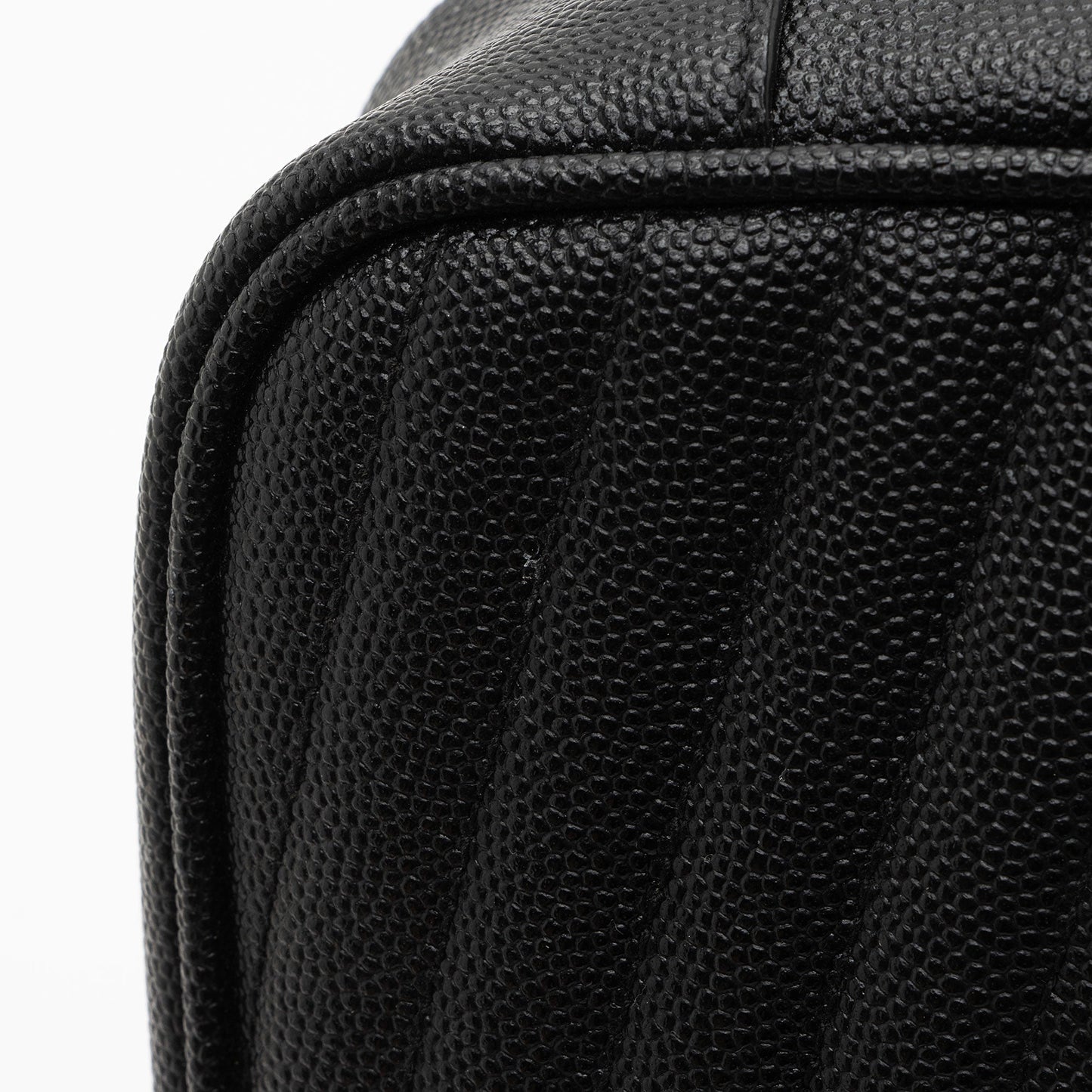 Saint Laurent Matelasse Grain de Poudre Monogram Lou Mini Camera Bag sRcb5h