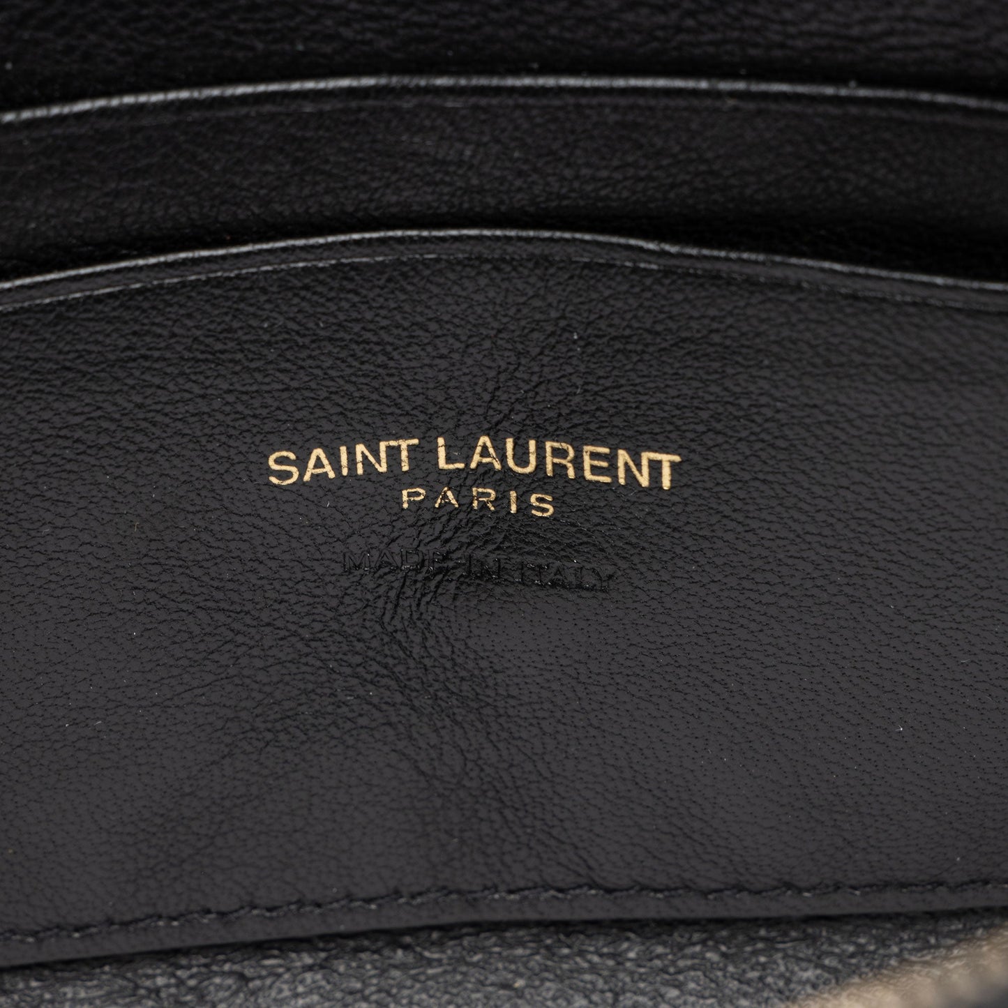 Saint Laurent Matelasse Grain de Poudre Monogram Lou Mini Camera Bag sRcb5h