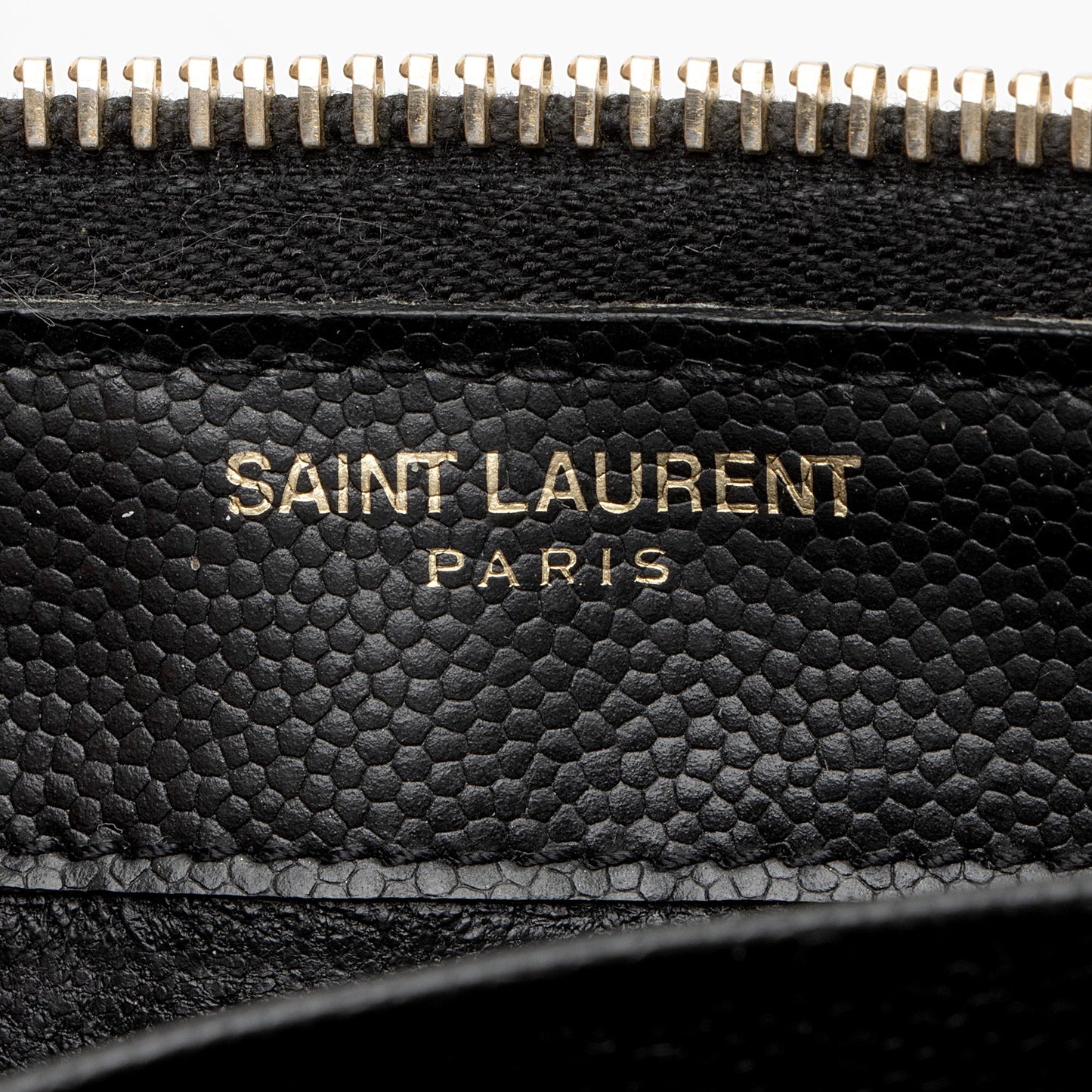 Saint Laurent Matelasse Grain de Poudre Monogram Zip Around Wallet wej7UG