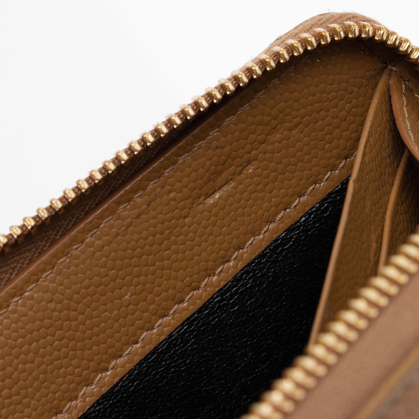 Saint Laurent Matelasse Grain de Poudre Monogram Zip Around Wallet ZFHCDK