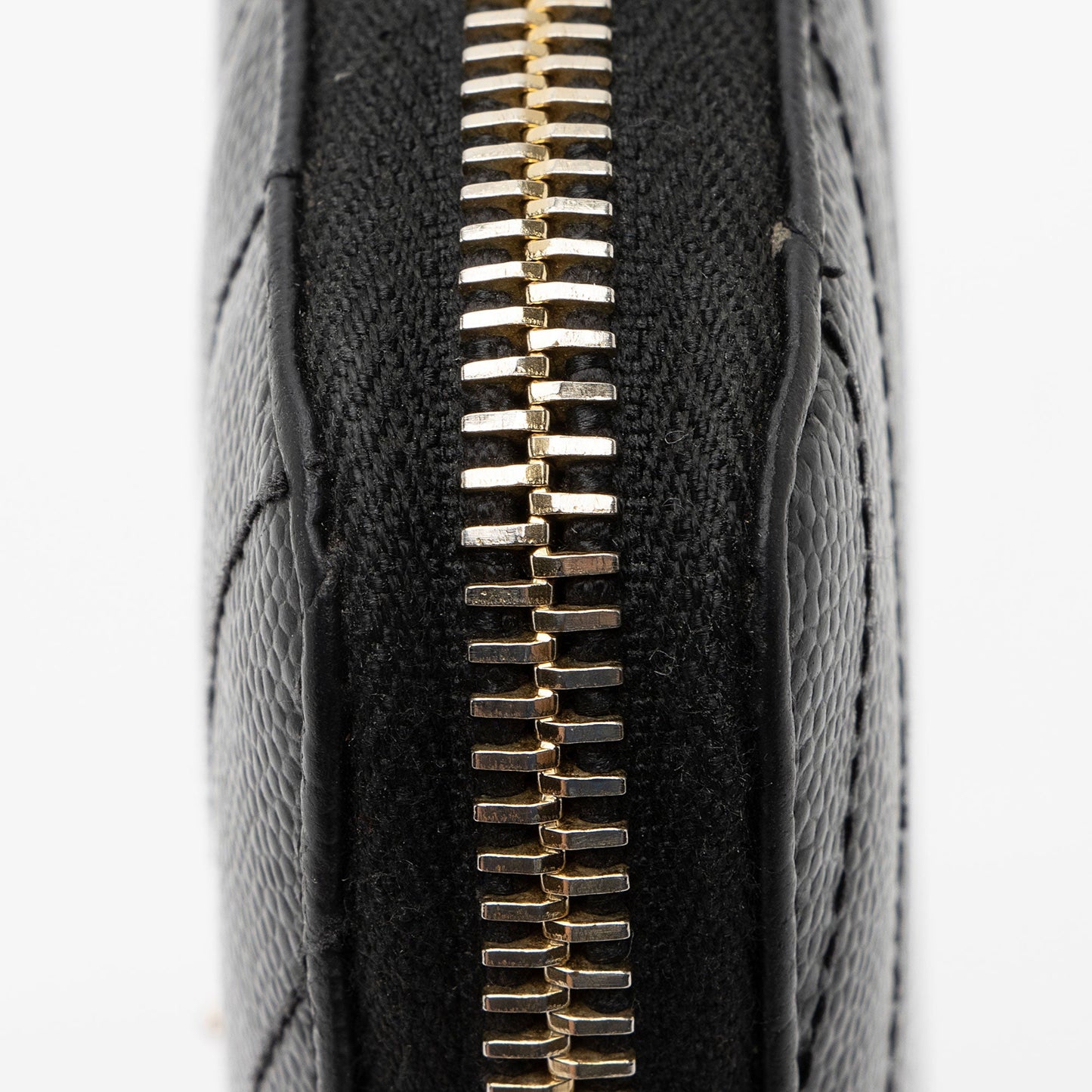 Saint Laurent Matelasse Grain de Poudre Monogram Zip Around Wallet YBU9hg