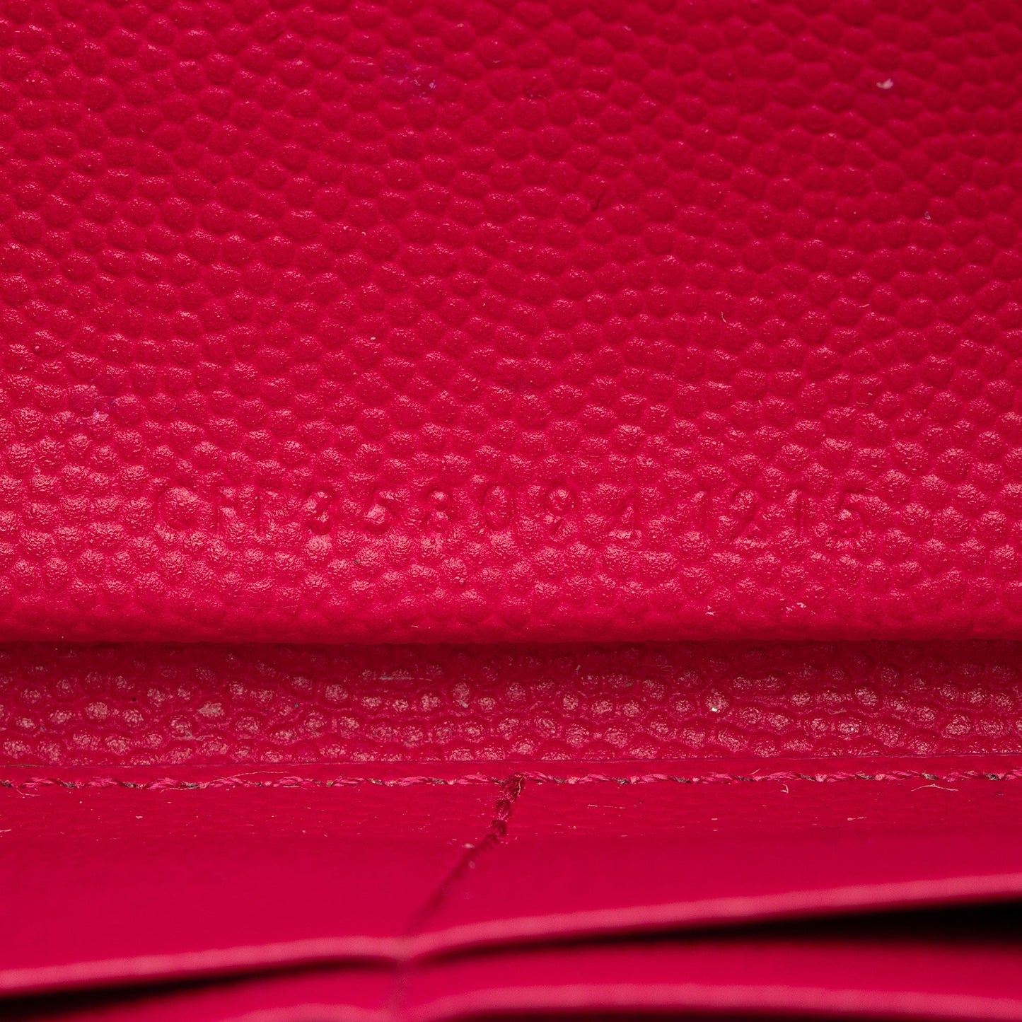 Saint Laurent Matelasse Grain de Poudre Monogram Zip Around Wallet xMdHJp