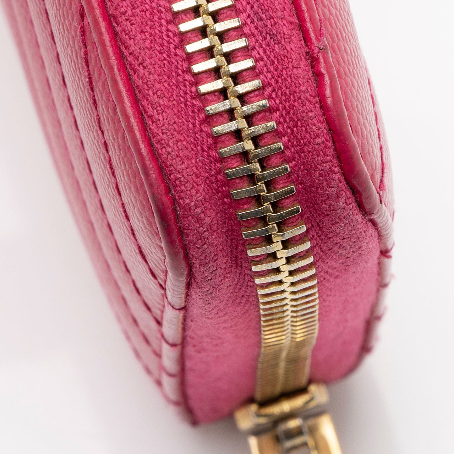 Saint Laurent Matelasse Grain de Poudre Monogram Zip Around Wallet xMdHJp