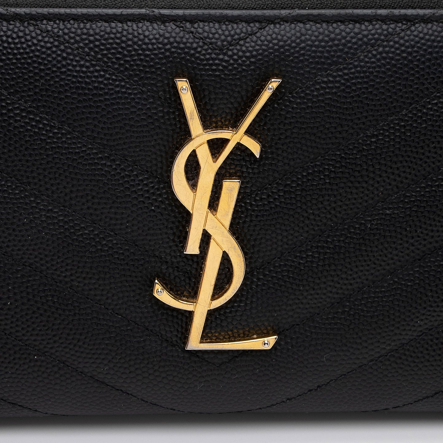 Saint Laurent Matelasse Grain de Poudre Monogram Zip Around Wallet O3K7M8