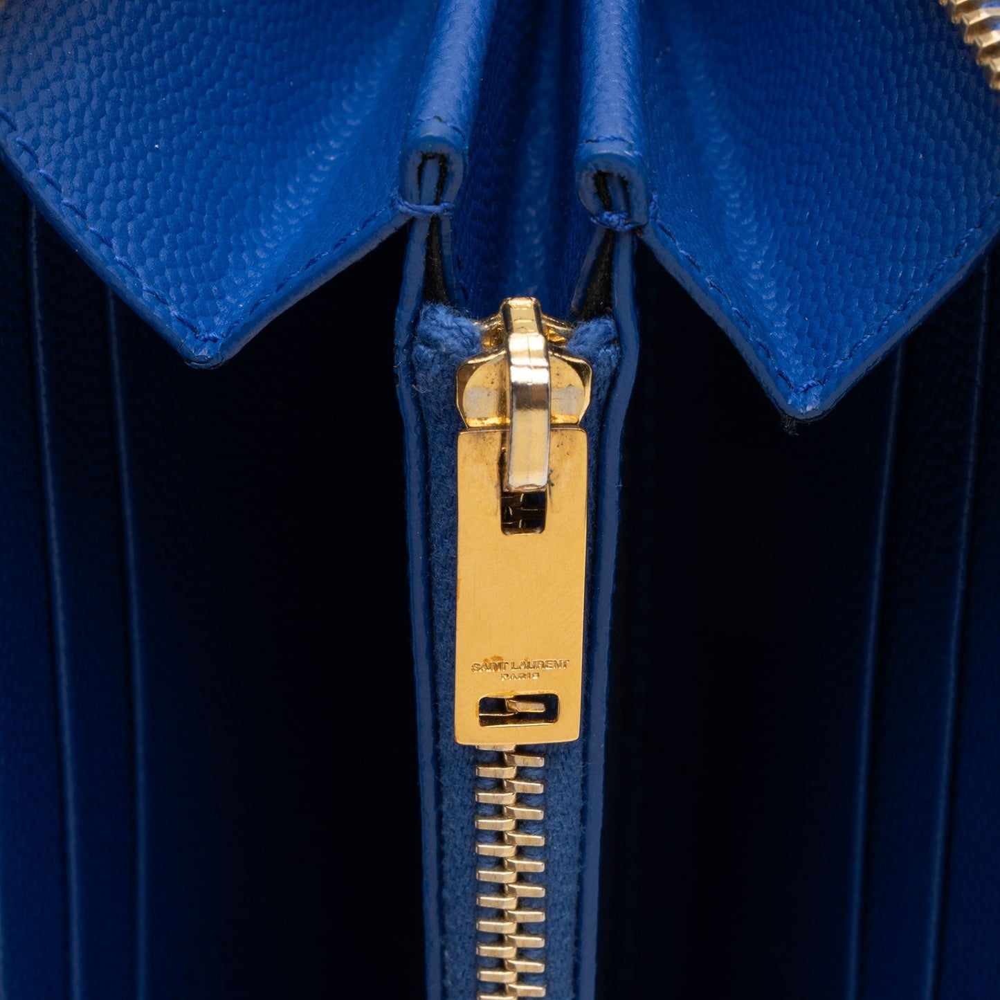 Saint Laurent Matelasse Grain de Poudre Monogram Zip Around Wallet GVAGu1