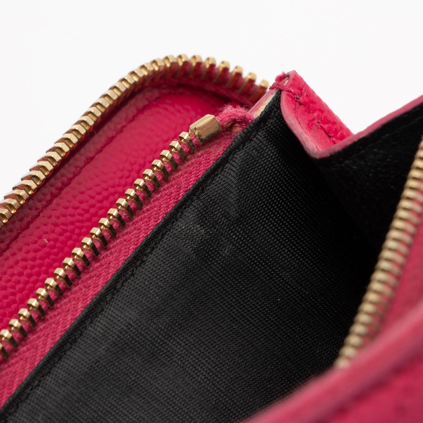 Saint Laurent Matelasse Grain de Poudre Monogram Zip Around Wallet hYPXEX