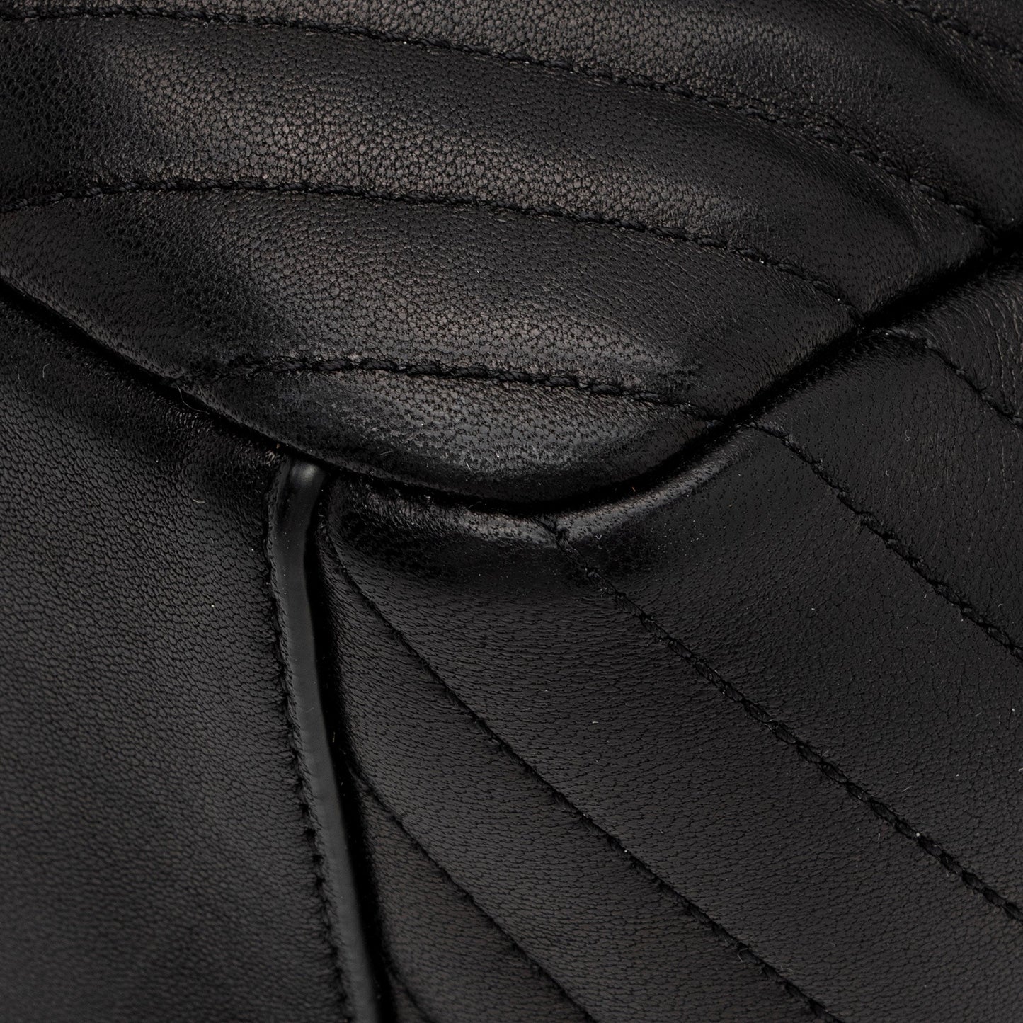 Saint Laurent Matelasse Lambskin Monogram Joe Backpack C9THXn