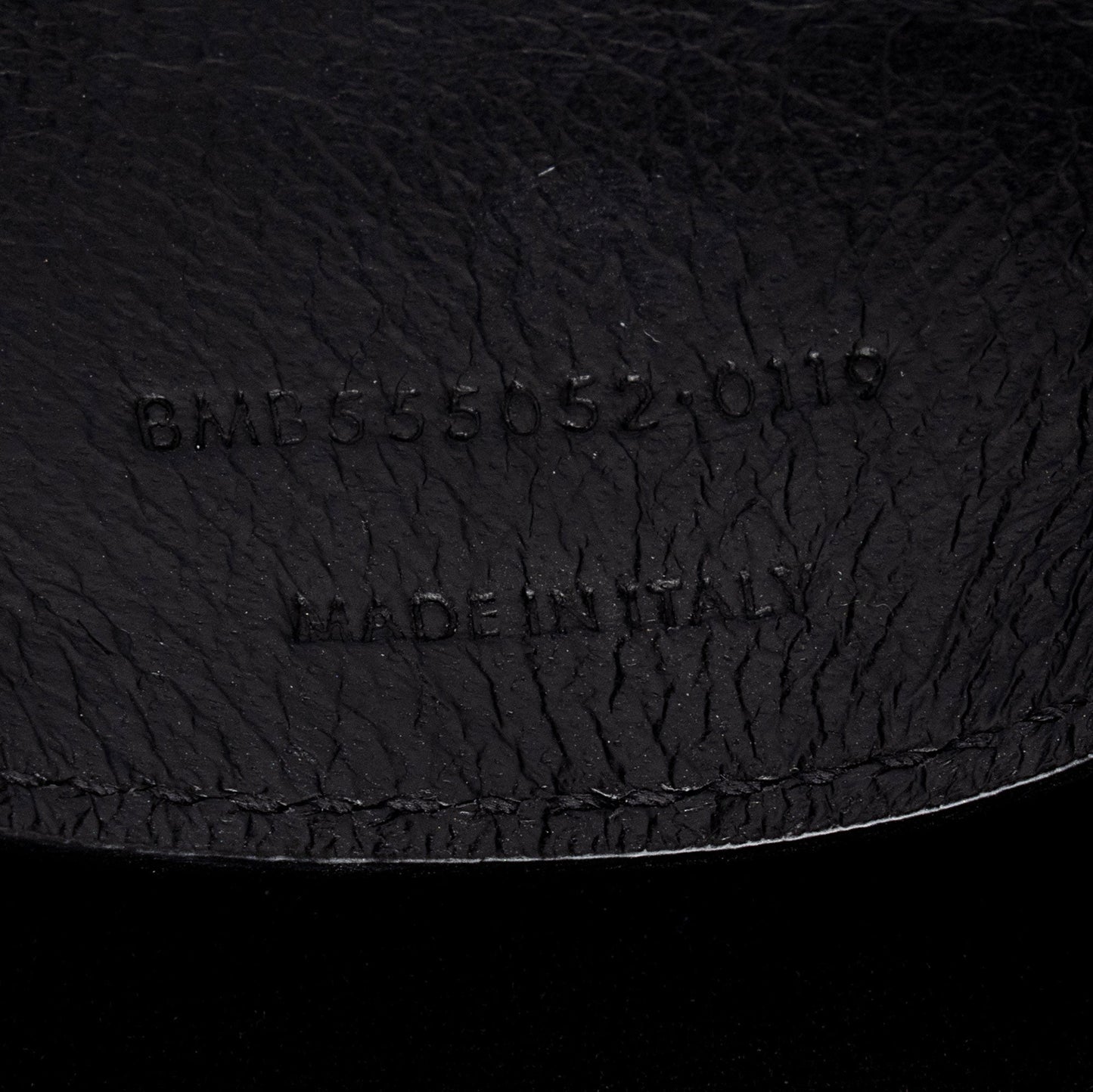 Saint Laurent Matelasse Patent Lambskin Monogram Vicky Camera Bag OaujeC