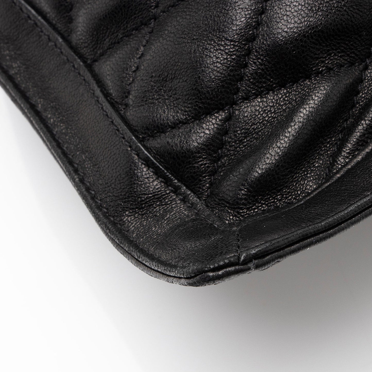 Saint Laurent Matelasse Quilted YSL Pochon Drawstring Tote EoGX4B