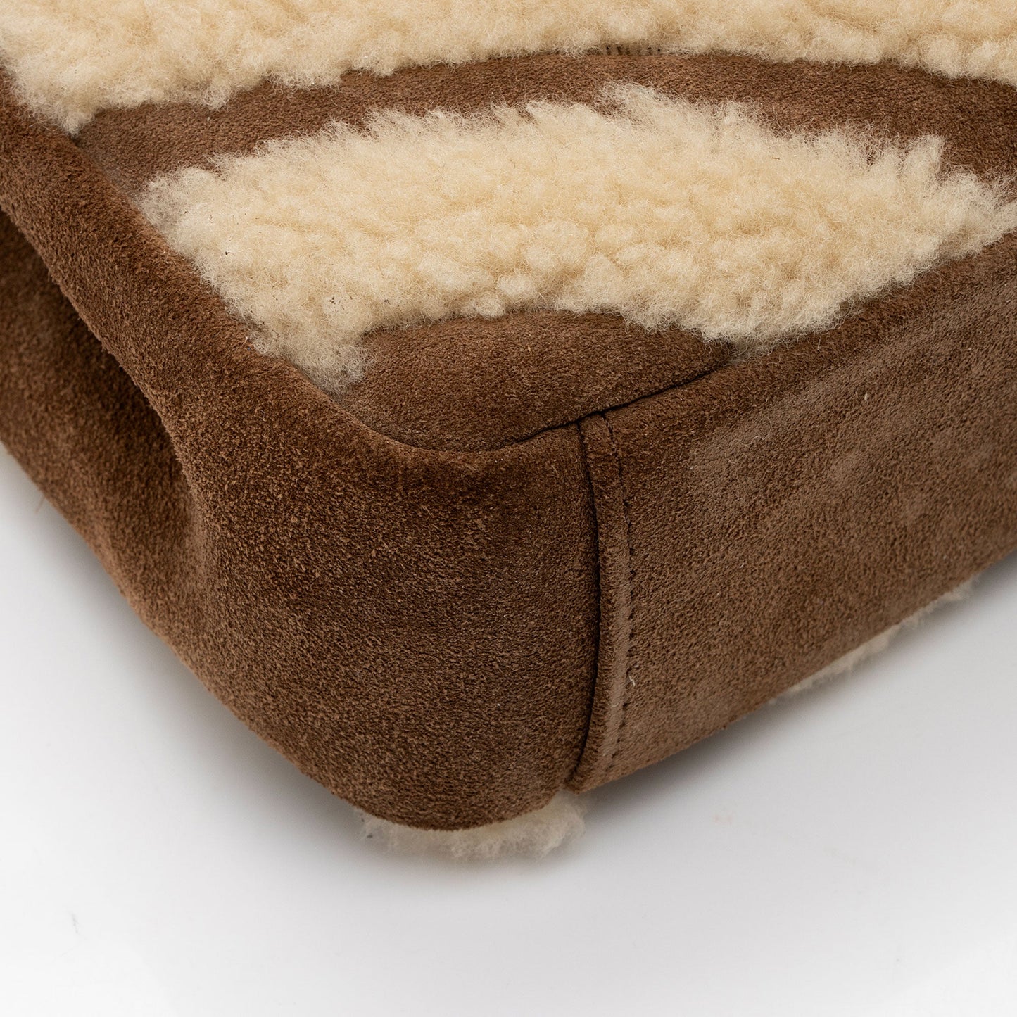 Saint Laurent Matelasse Shearling Nubuck College Medium Shoulder Bag aCkyln