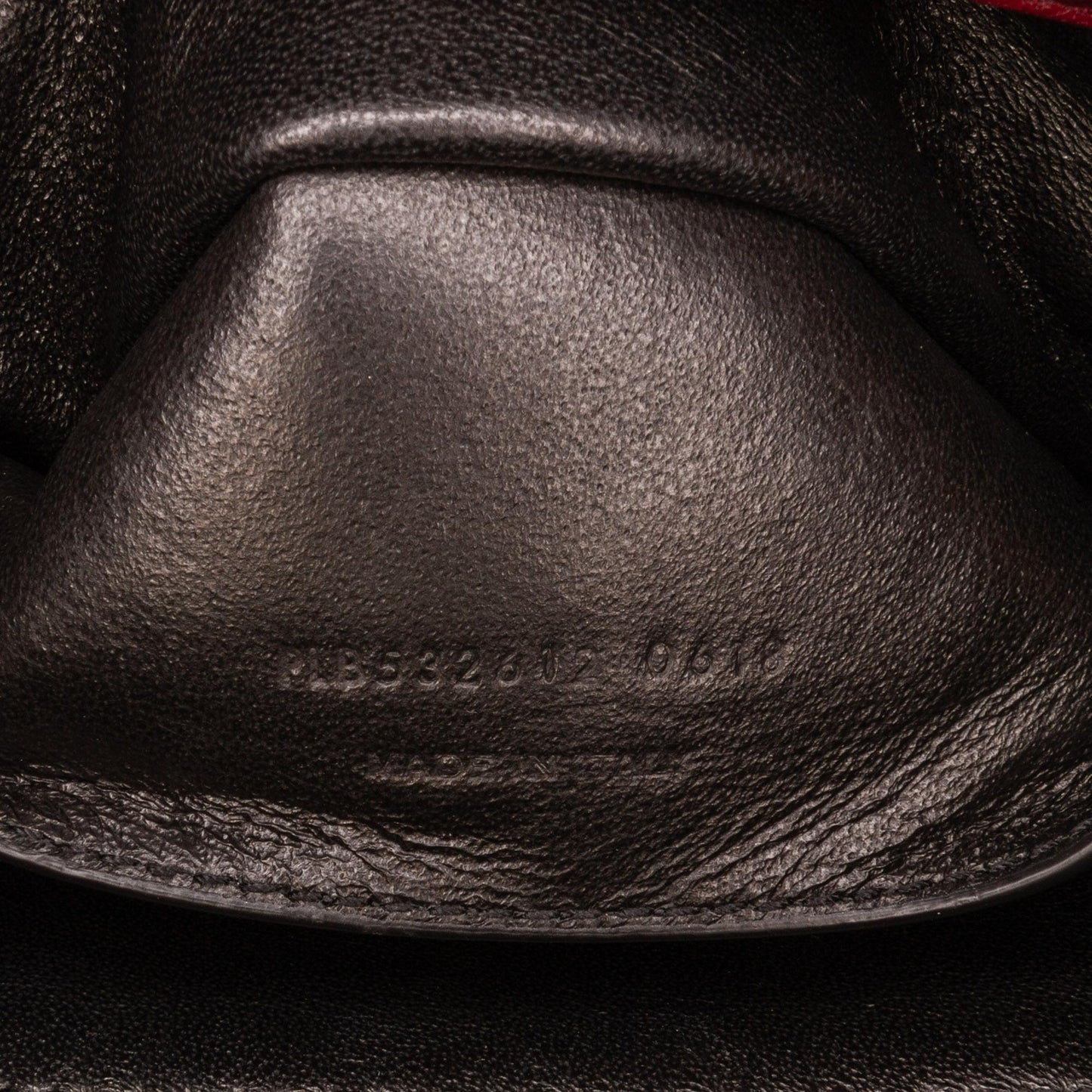 Saint Laurent Medium Vicky Crossbody Bag (SHG-Q6C0Hy
