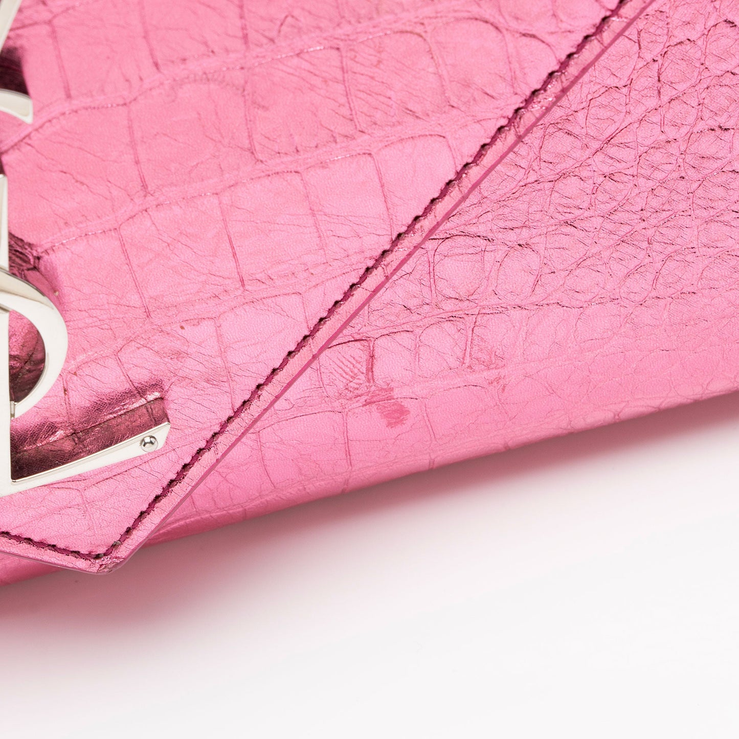 Saint Laurent Metallic Croc Embossed Leather Monogram Small Envelope Bag NH7kKe