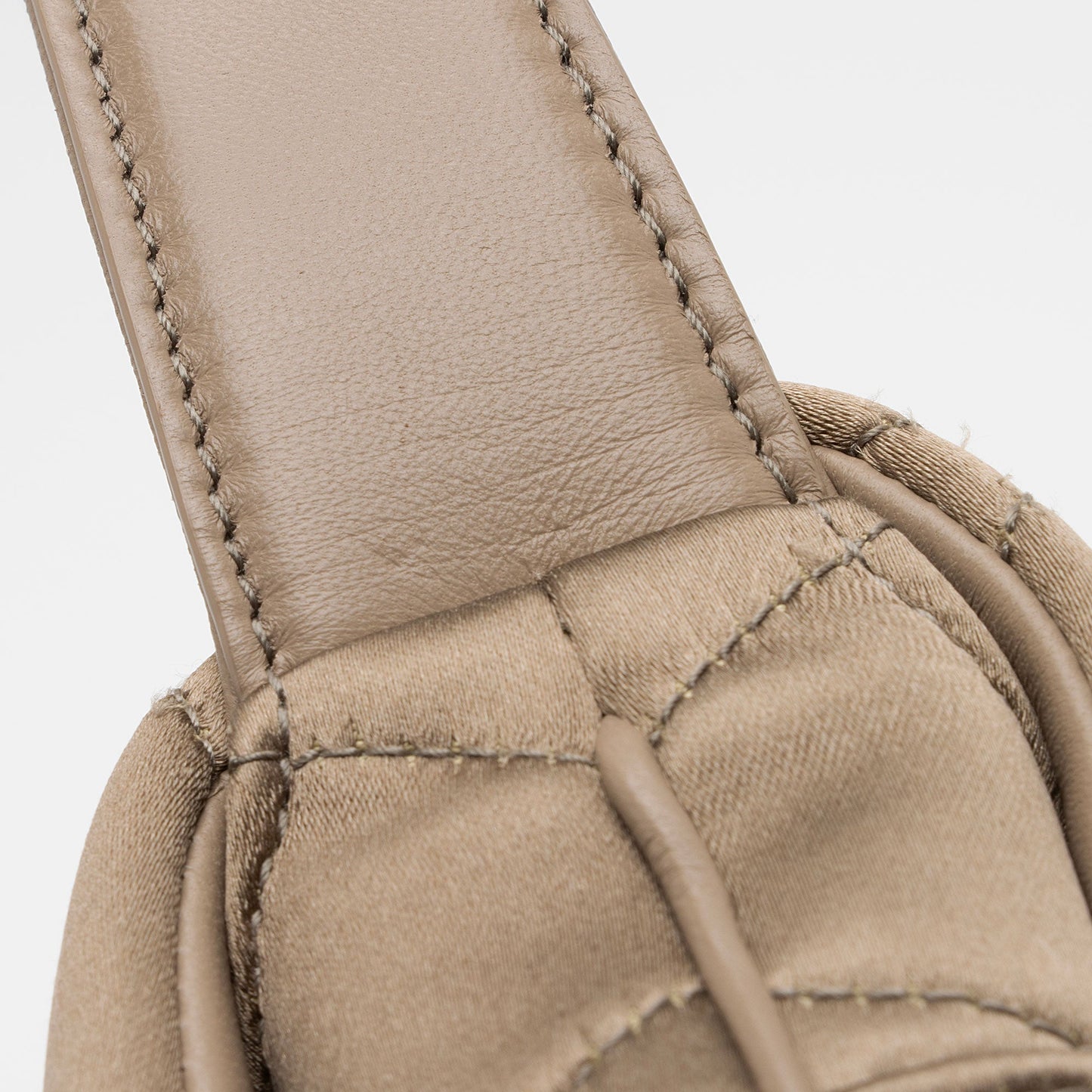 Saint Laurent Metallic Quilted Satin Monogram Le 57 Hobo Ef16wM