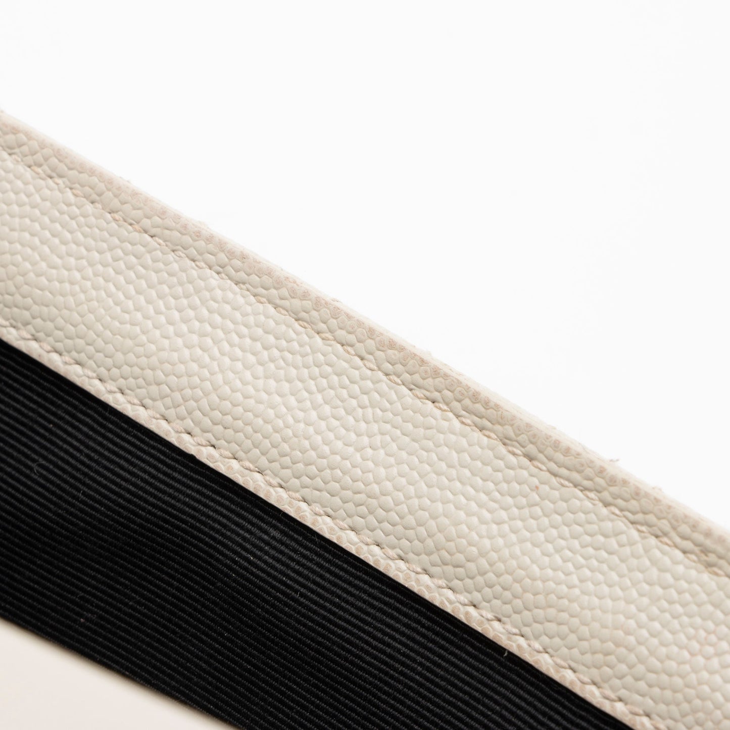 Saint Laurent Mixed Matelasse Grain de Poudre Monogram Medium Shoulder Bag zIEuMS