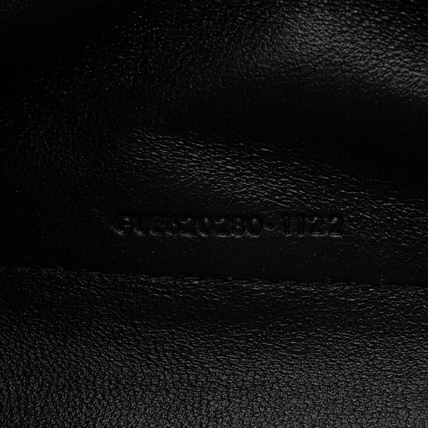 Saint Laurent Mixed Matelasse Leather Classic Monogram Chain Wallet kzGt7L