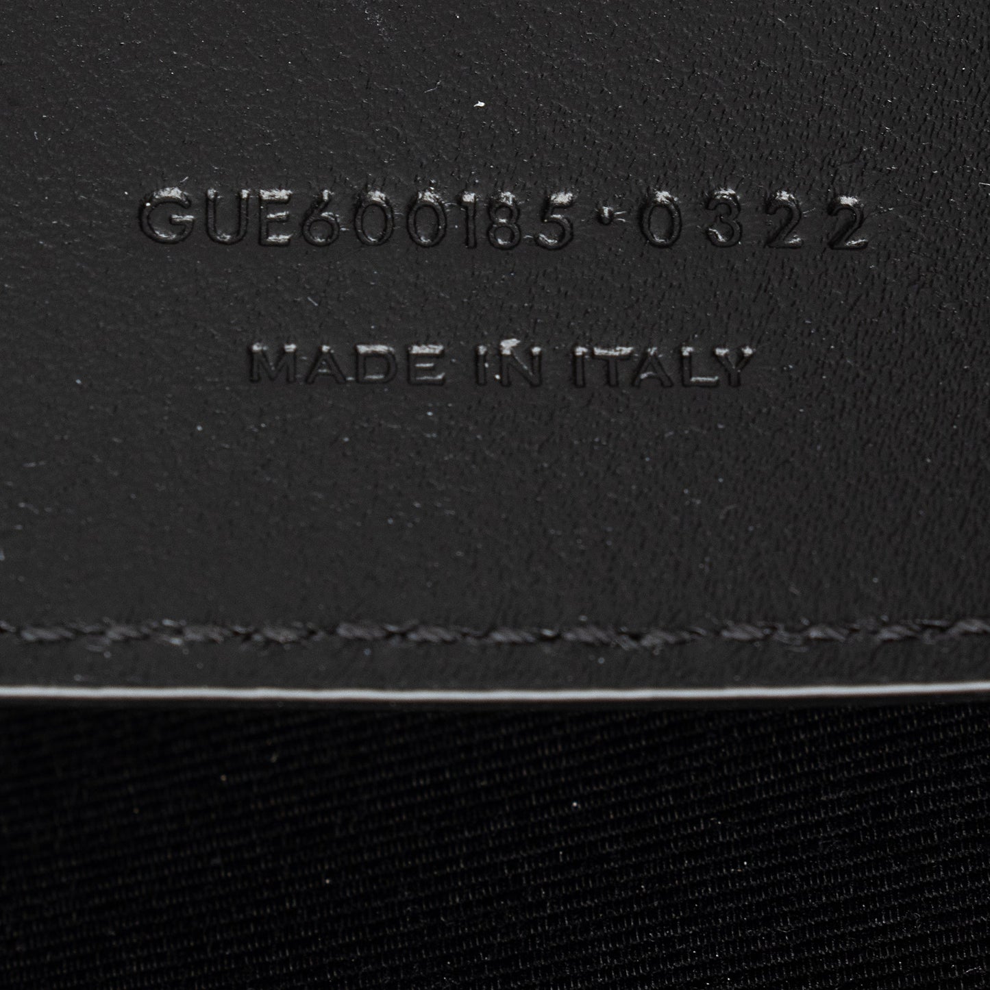 Saint Laurent Mixed Matelasse Leather Classic Monogram Medium Shoulder Bag p2FnYk