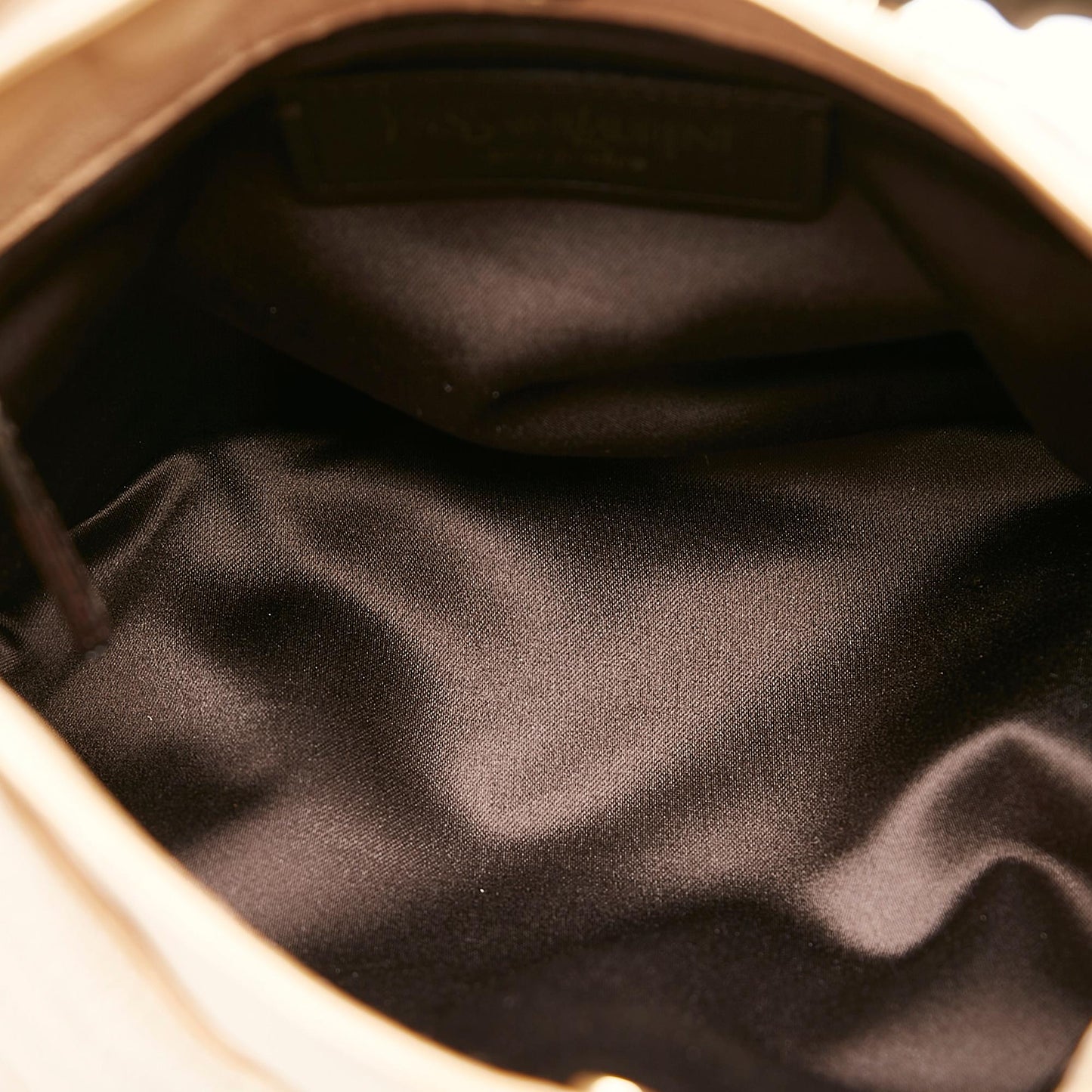 Saint Laurent Mombasa Leather Shoulder Bag (SHG-30544