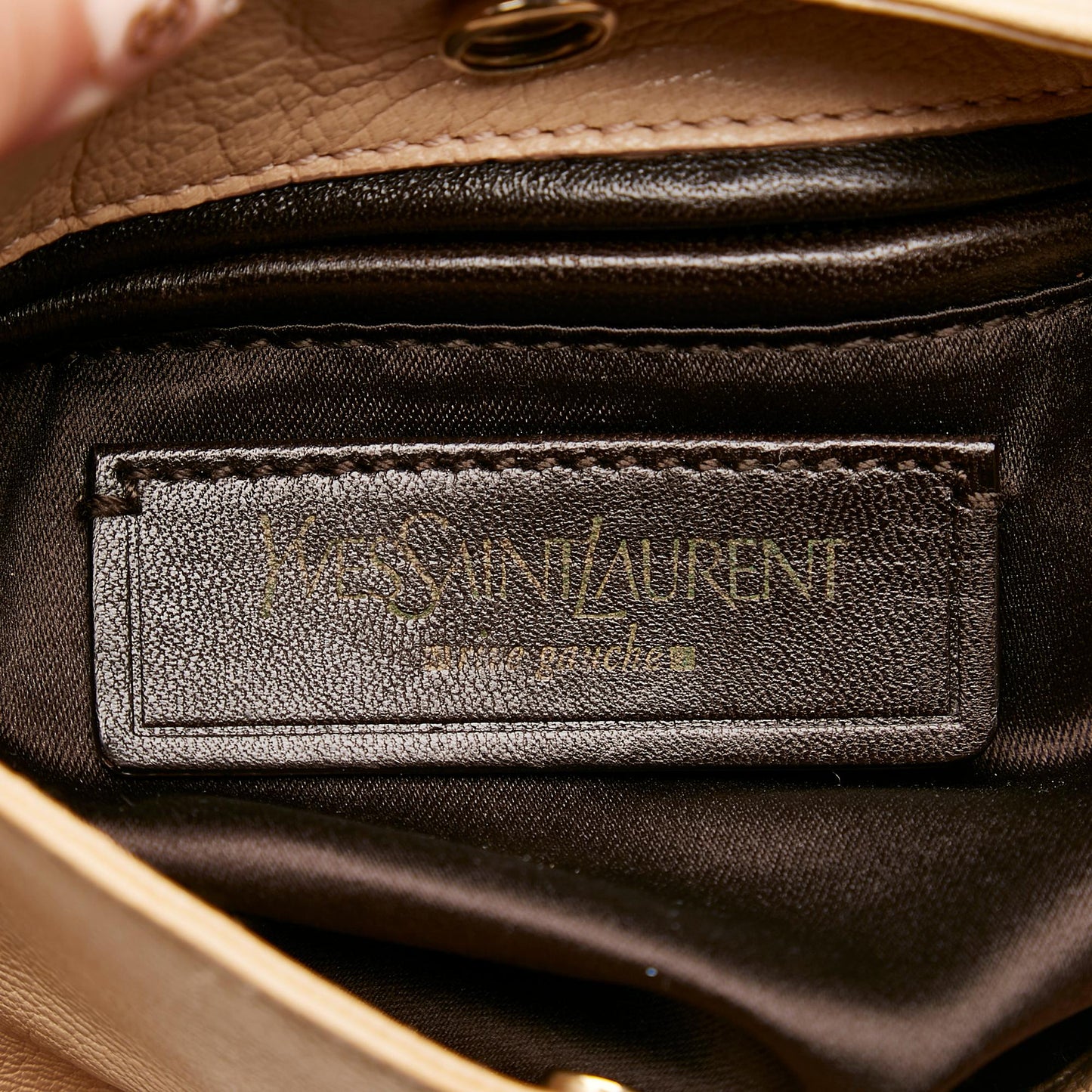 Saint Laurent Mombasa Leather Shoulder Bag (SHG-30544