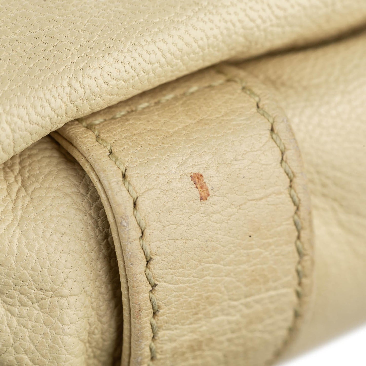 Saint Laurent Mombasa Leather Shoulder Bag (SHG-32337