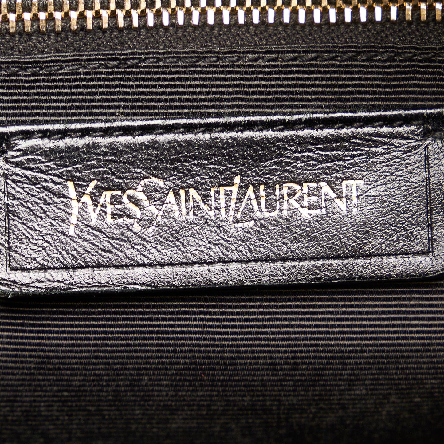 Saint Laurent Muse Leather Handbag (SHG-26553