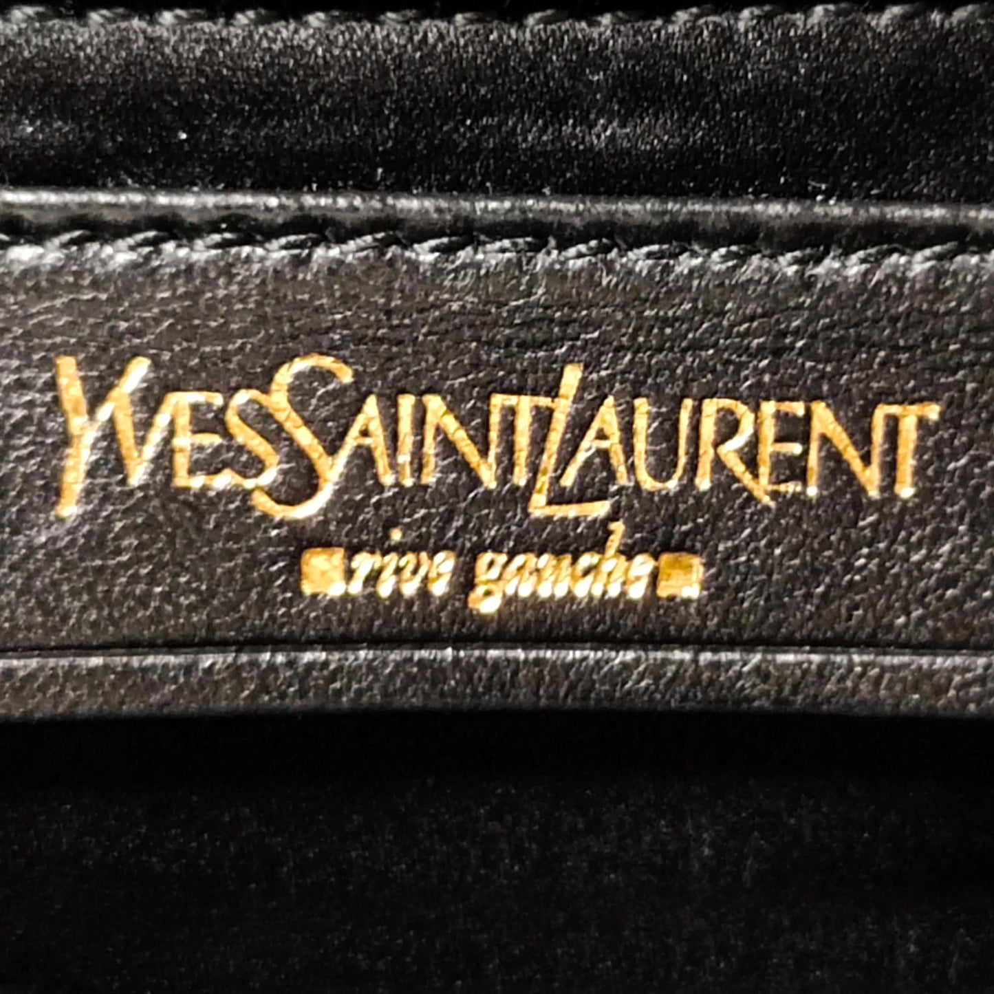 Saint Laurent Muse Patent Leather Bag (SHG-35616
