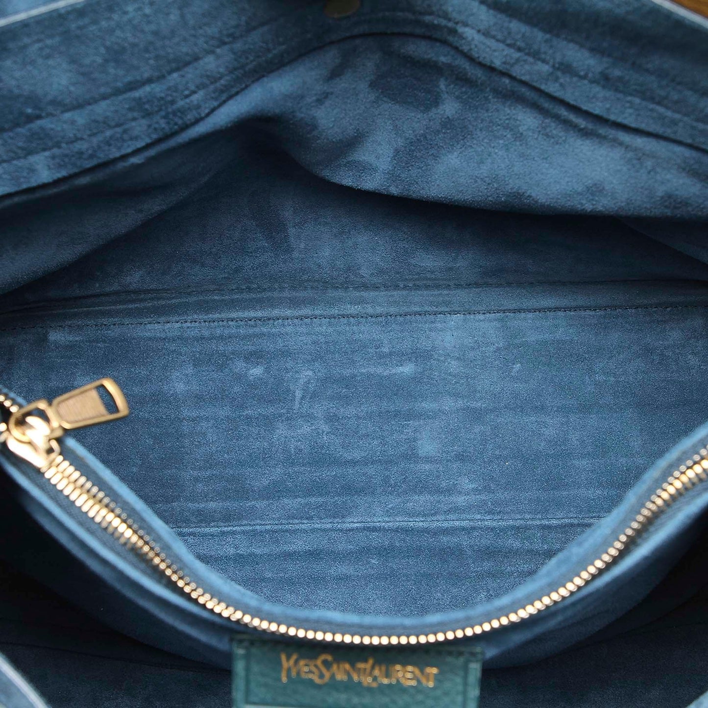 Saint Laurent Muse Two Leather Handbag (SHG-22725