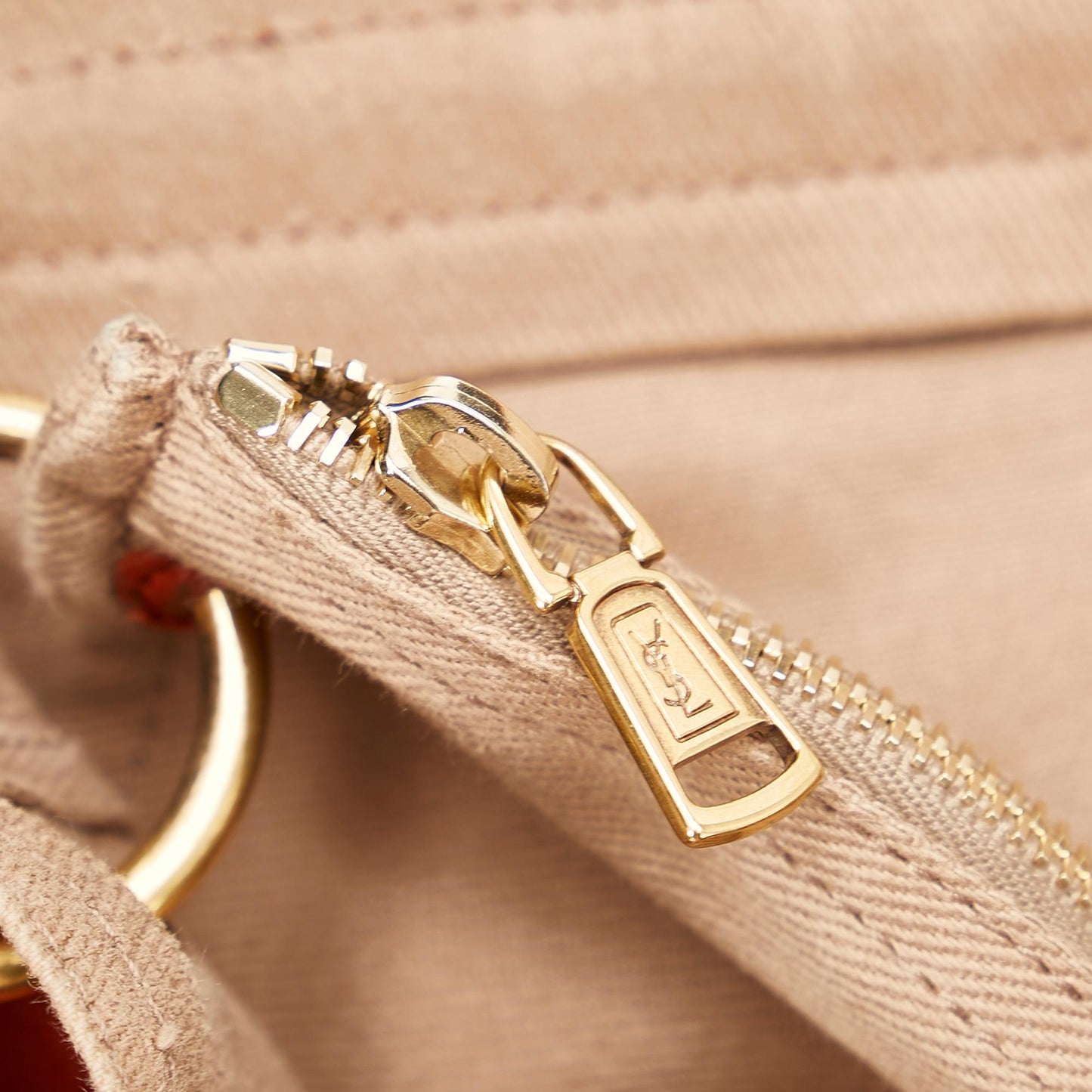 Saint Laurent Muse Two Leather Handbag (SHG-31798