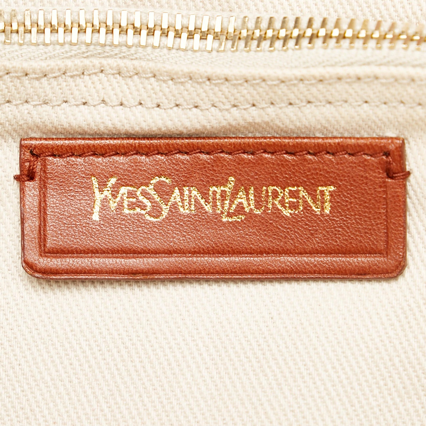 Saint Laurent Muse Two Leather Handbag (SHG-31909