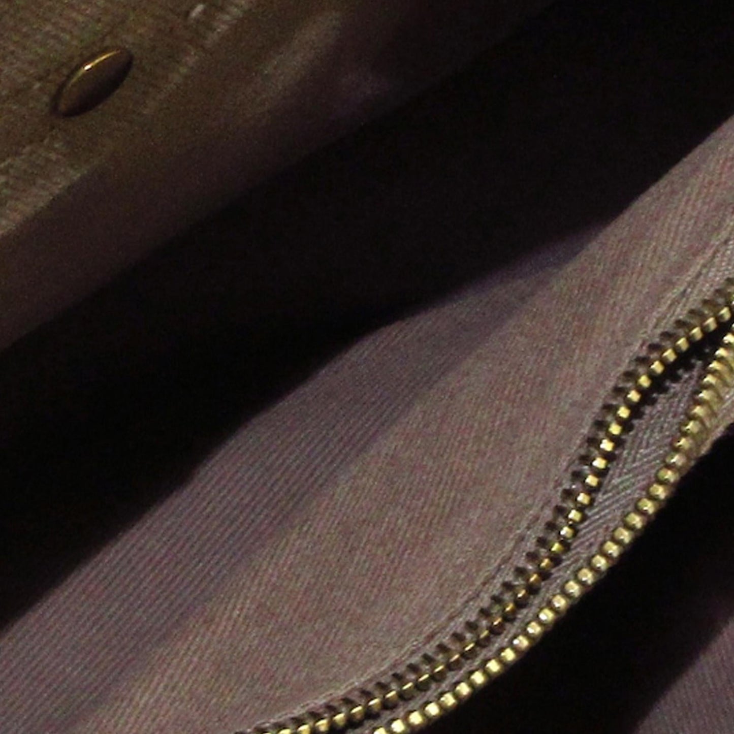Saint Laurent Muse Two Leather Handbag (SHG-36184