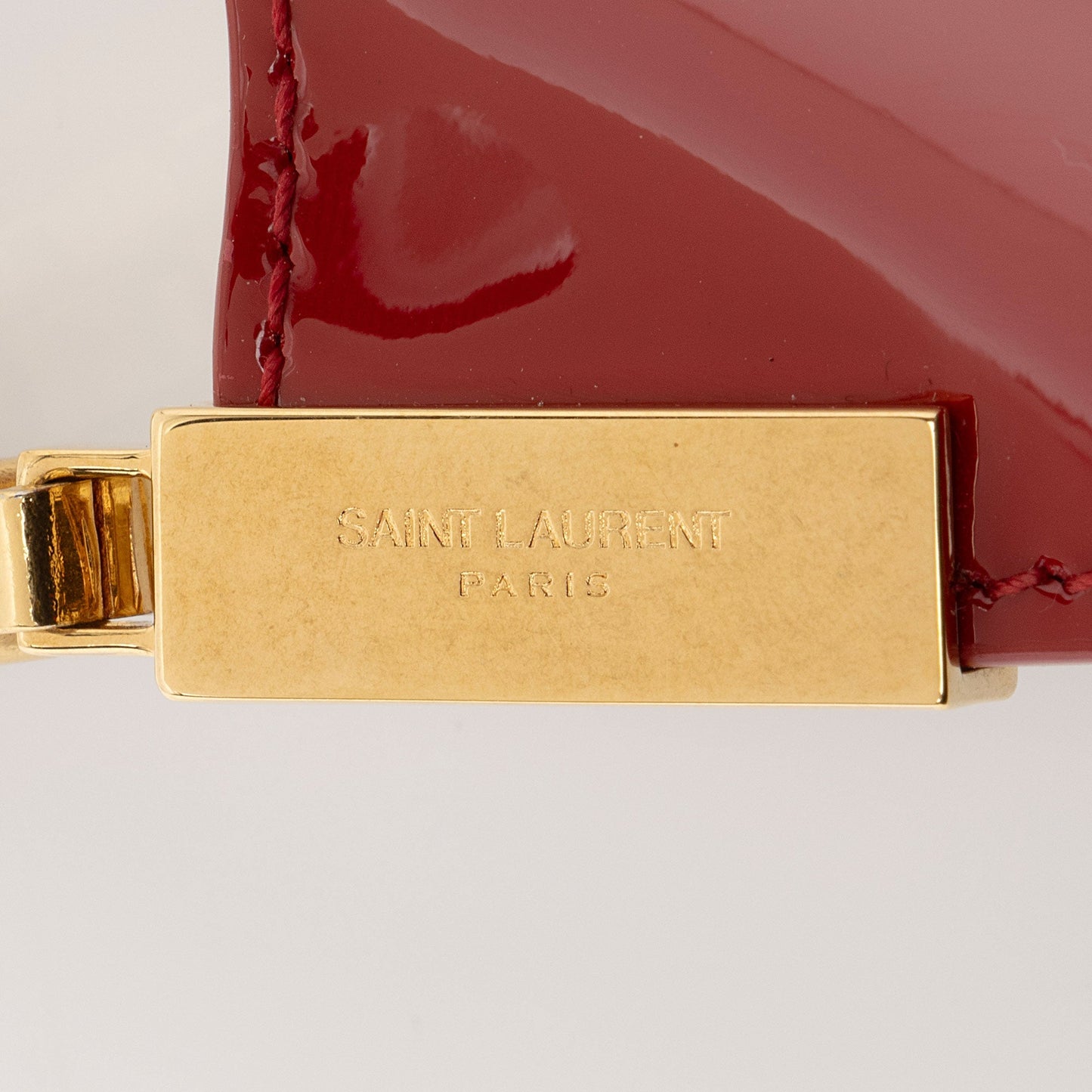 Saint Laurent Patent Leather Suzanne Small Hobo 5o8aM7