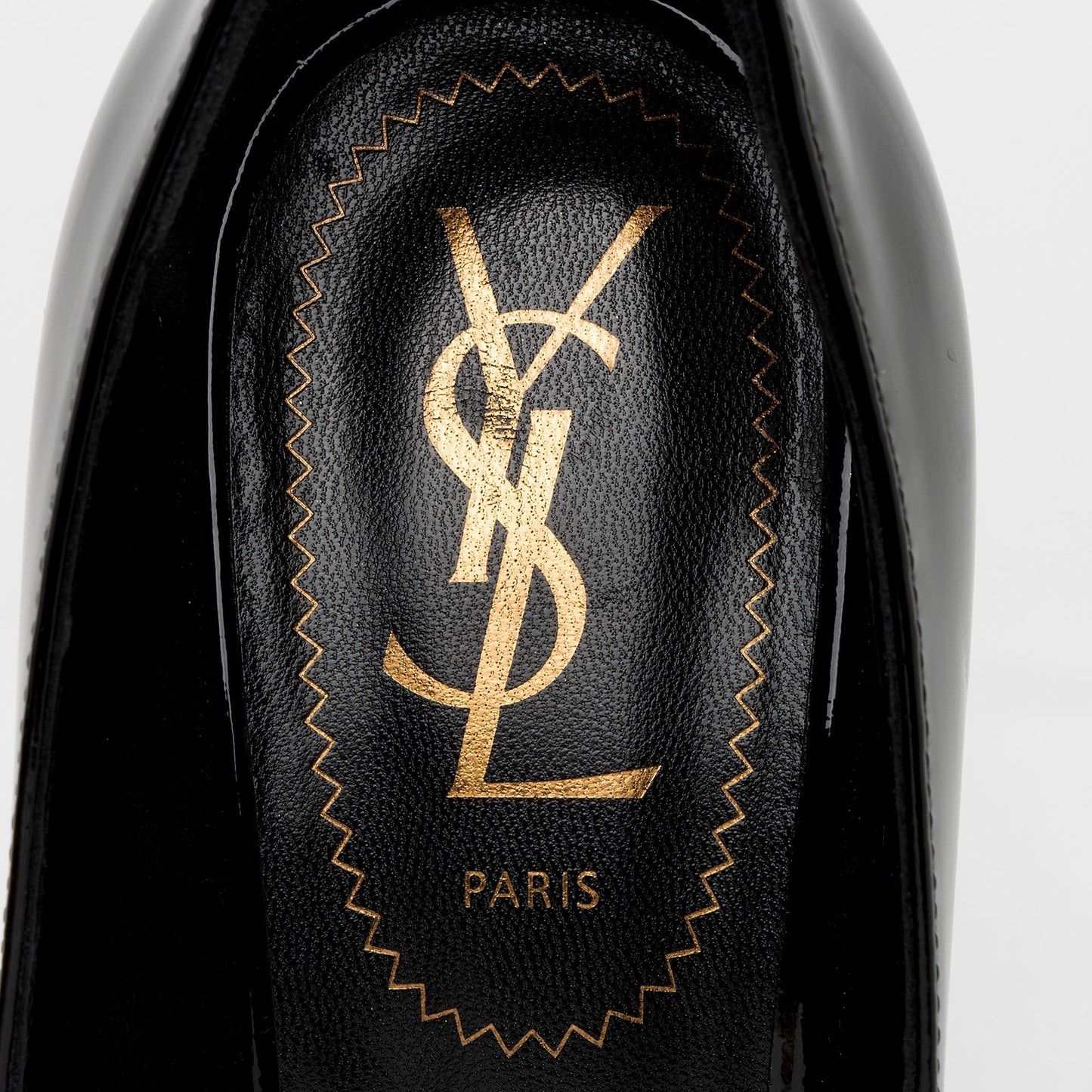 Saint Laurent Patent Leather Tribtoo Pumps - Size 7 / 37 FJ22yT