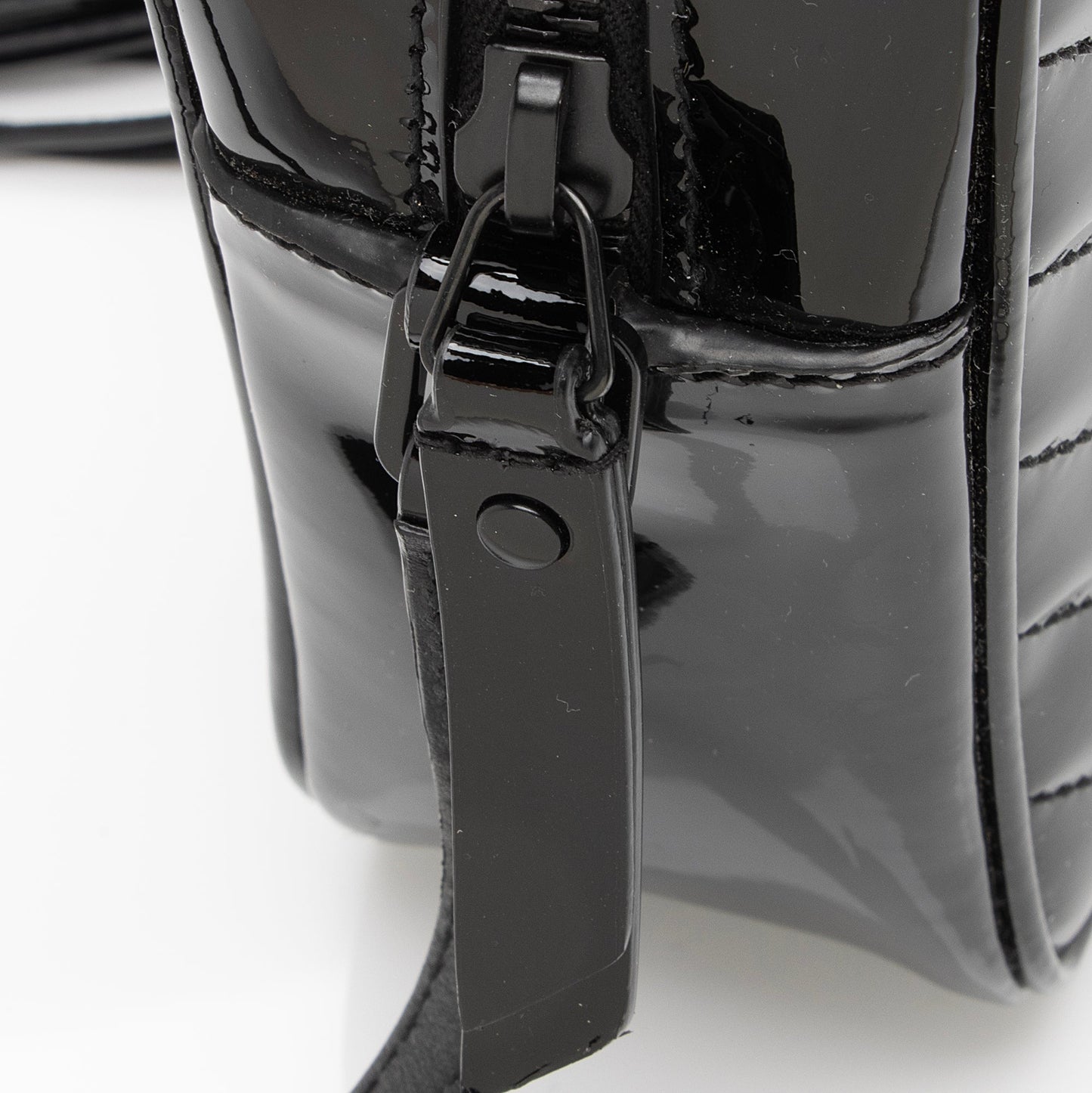 Saint Laurent Matelasse Patent Leather Monogram Lou Camera Bag 23056