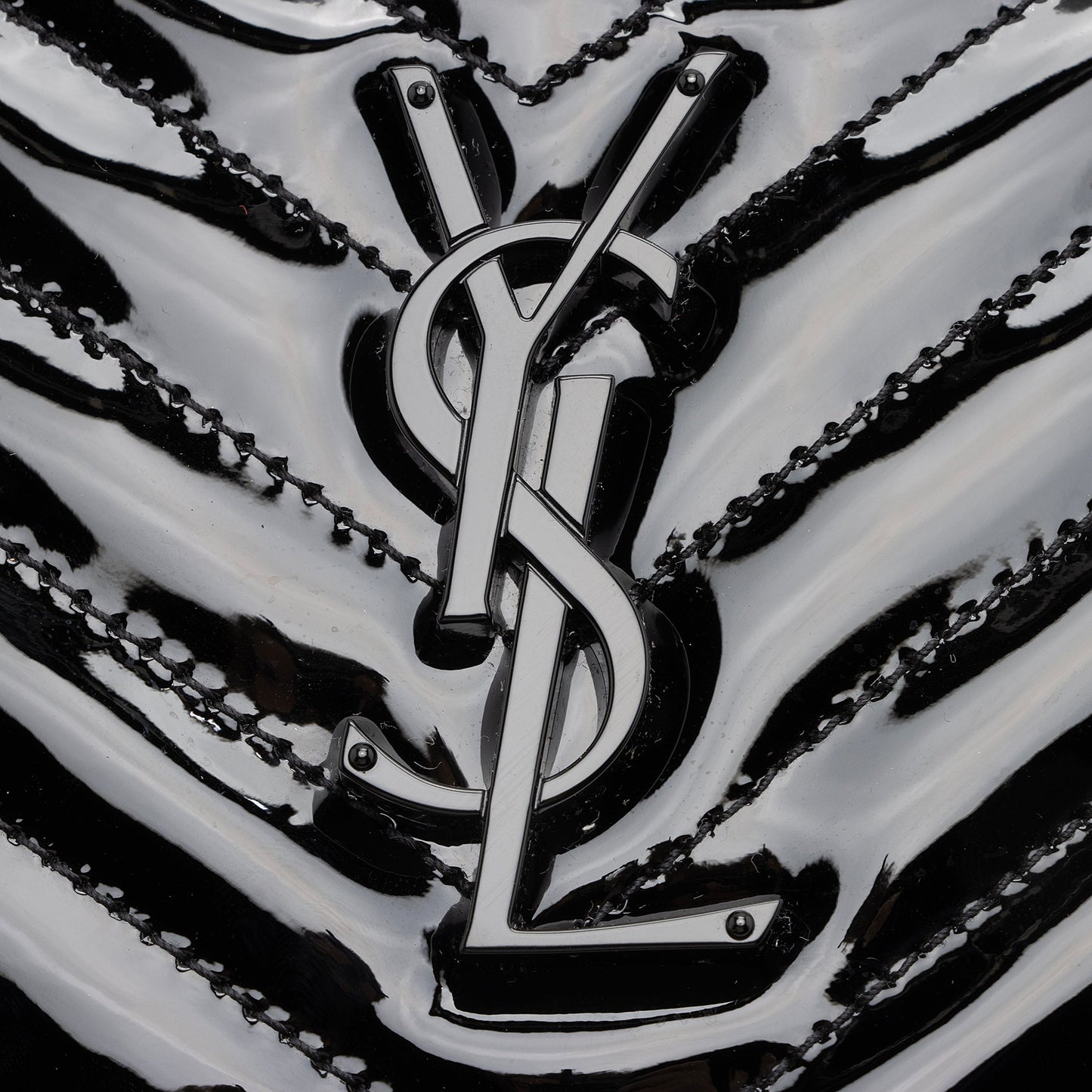 Saint Laurent Matelasse Patent Leather Monogram Lou Camera Bag 23056