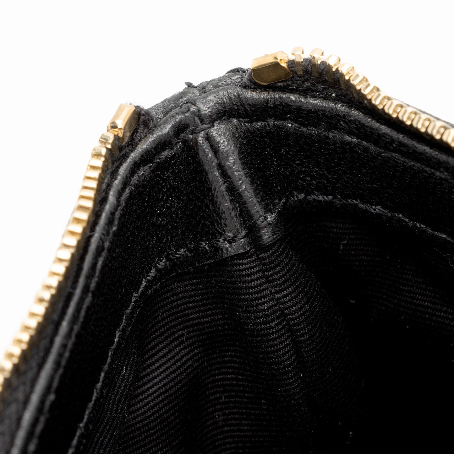 Saint Laurent Quilted Lambskin Pouch wmqUwV