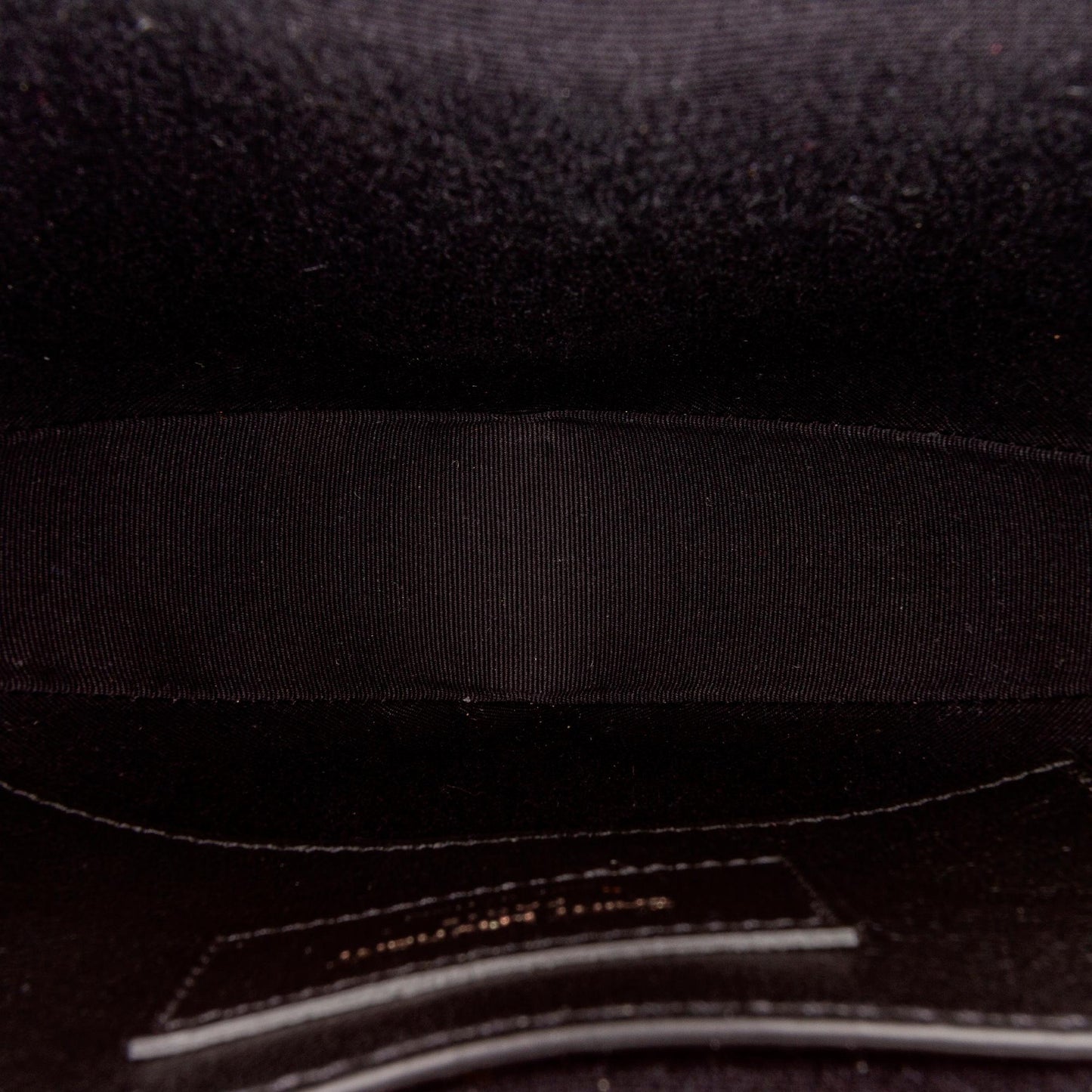 Saint Laurent Sac Coeur Handbag (SHG-27083