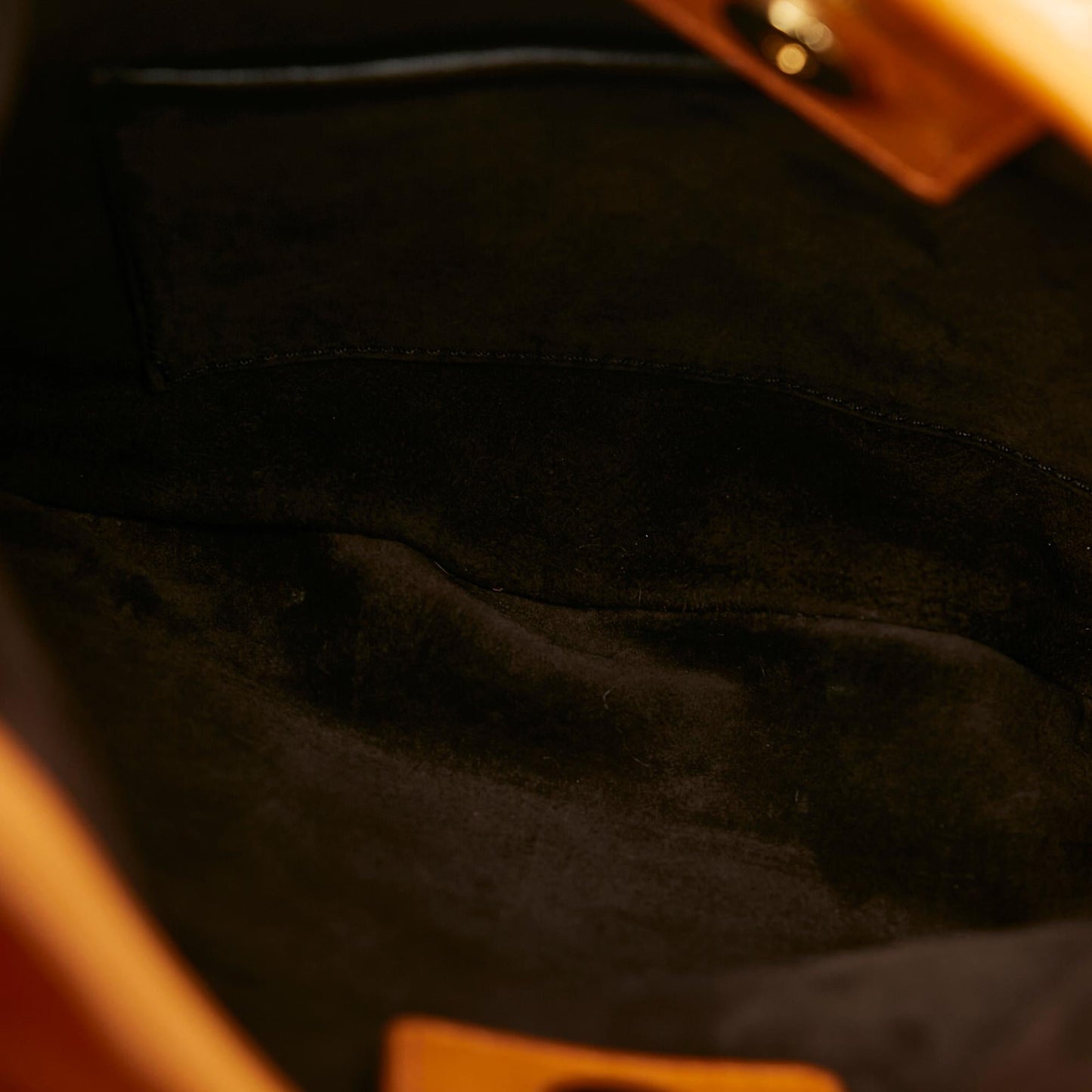 Saint Laurent Saint Tropez Leather Shoulder Bag (SHG-24813