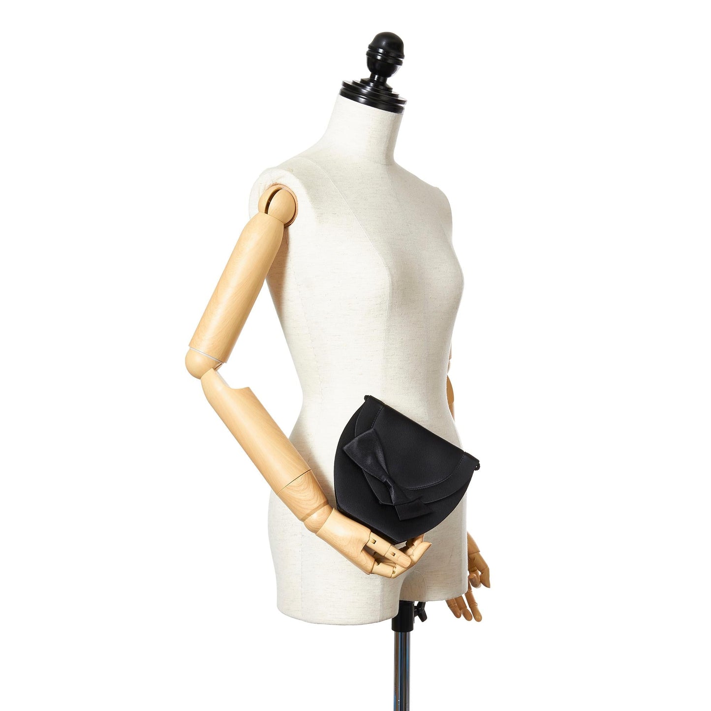 Saint Laurent Satin Clutch Bag (SHG-25250