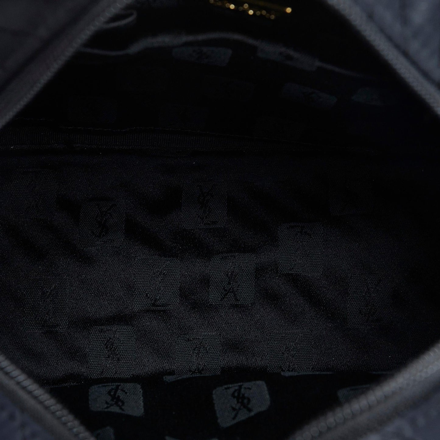 Saint Laurent Satin Handbag (SHG-W5ao0e