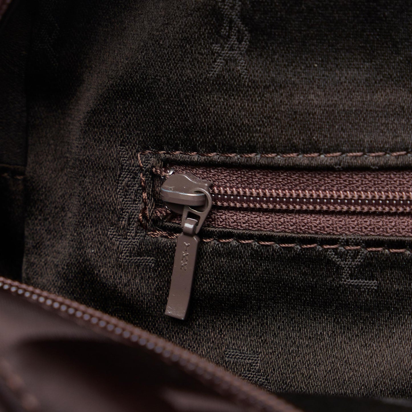 Saint Laurent Satin Handbag (SHG-Dfd0wP