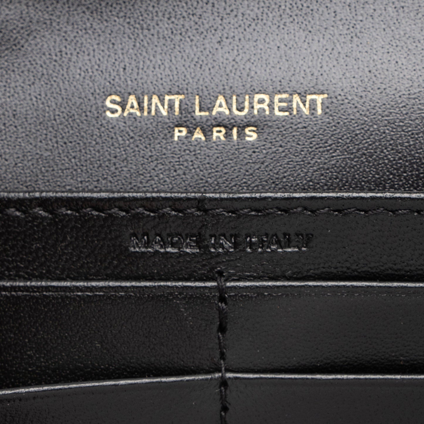 Saint Laurent Smooth Calfskin Monogram Cassandre Chain Wallet v1q6uC