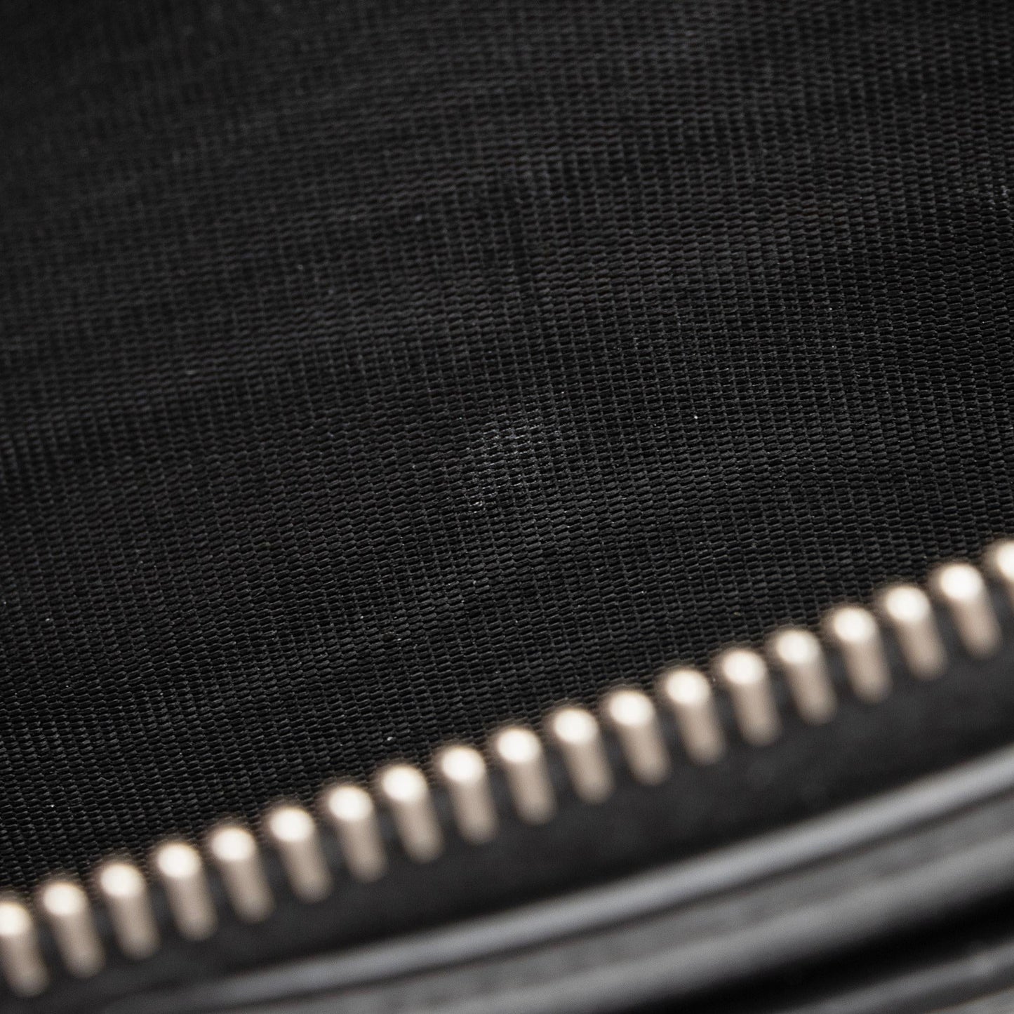 Saint Laurent Smooth Calfskin Monogram Sunset Mini Wallet on Chain Bag JIh0bZ