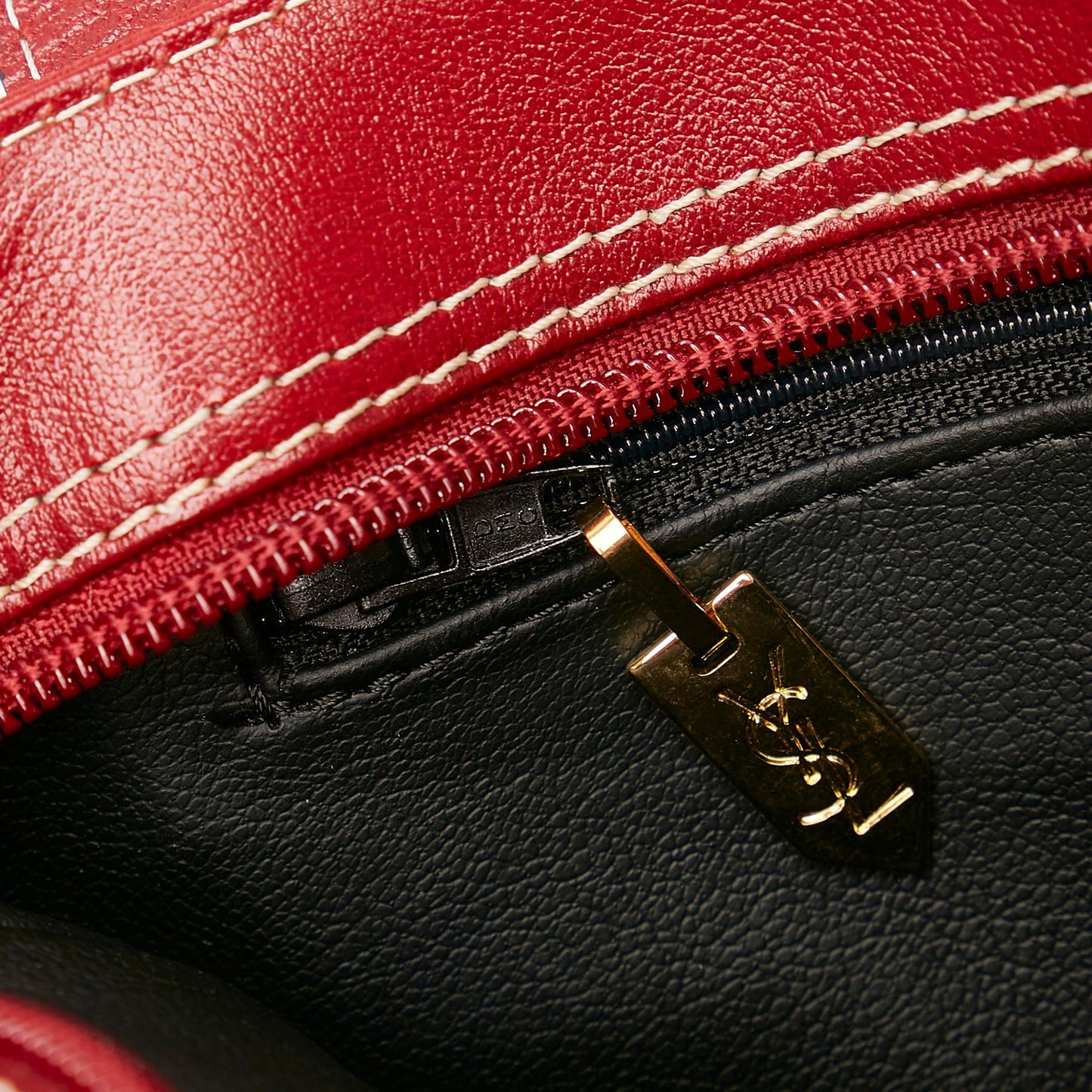 Saint Laurent Vintage Leather Y Crossbody (SHG-35524