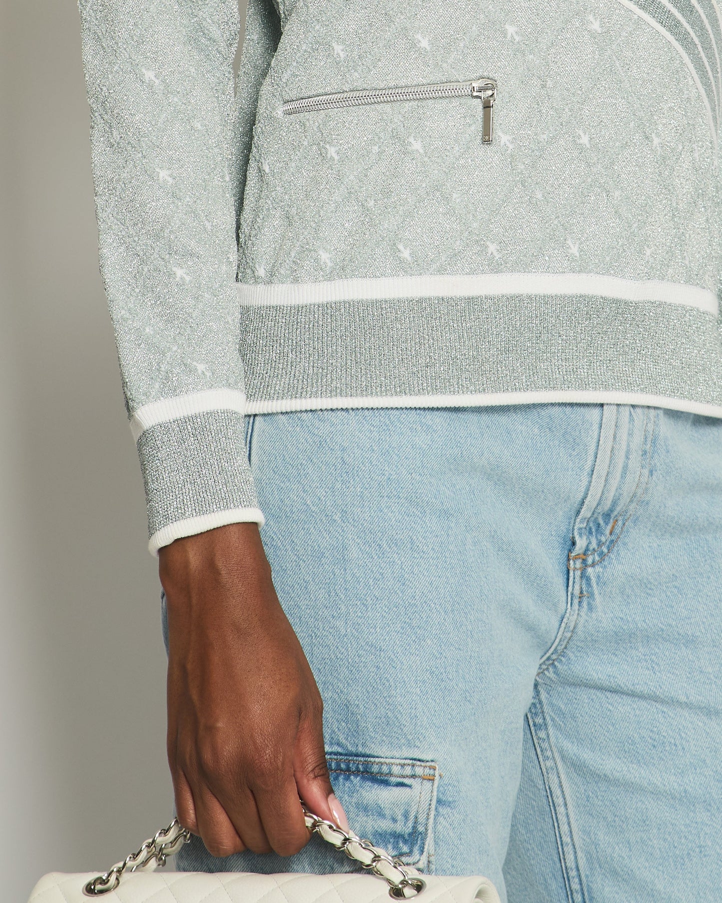 *HOT COLLECTION* Chanel Spring / Summer 2016 Grey Metallic Airline Collection Jumper with Zip and Plane Details Size FR 36 (UK 8) RRP ¬£2,400