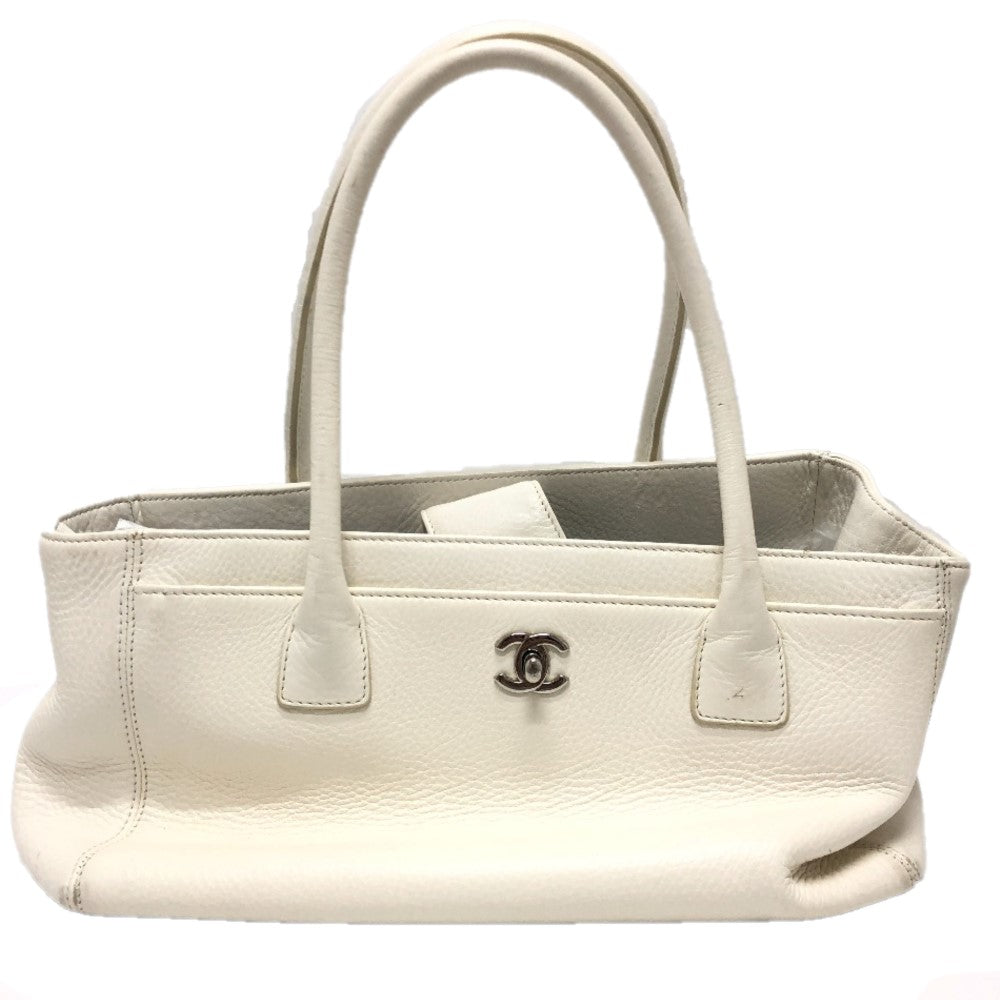 CHANEL Tote Bag A29293 leather white Executive Women Used
