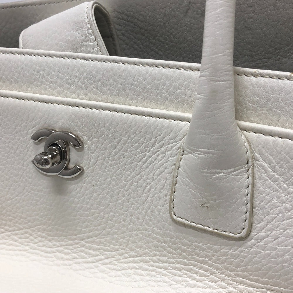 CHANEL Tote Bag A29293 leather white Executive Women Used