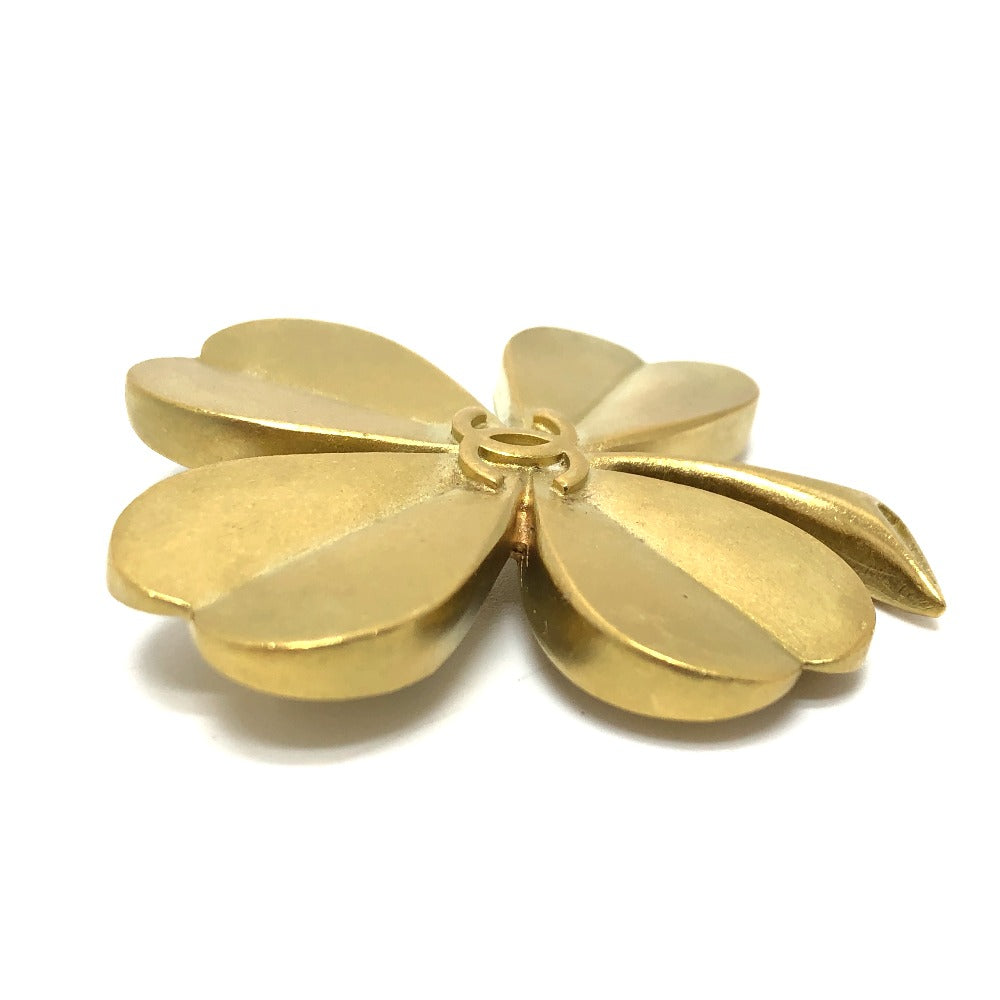 CHANEL Brooch metal gold 94A Clover