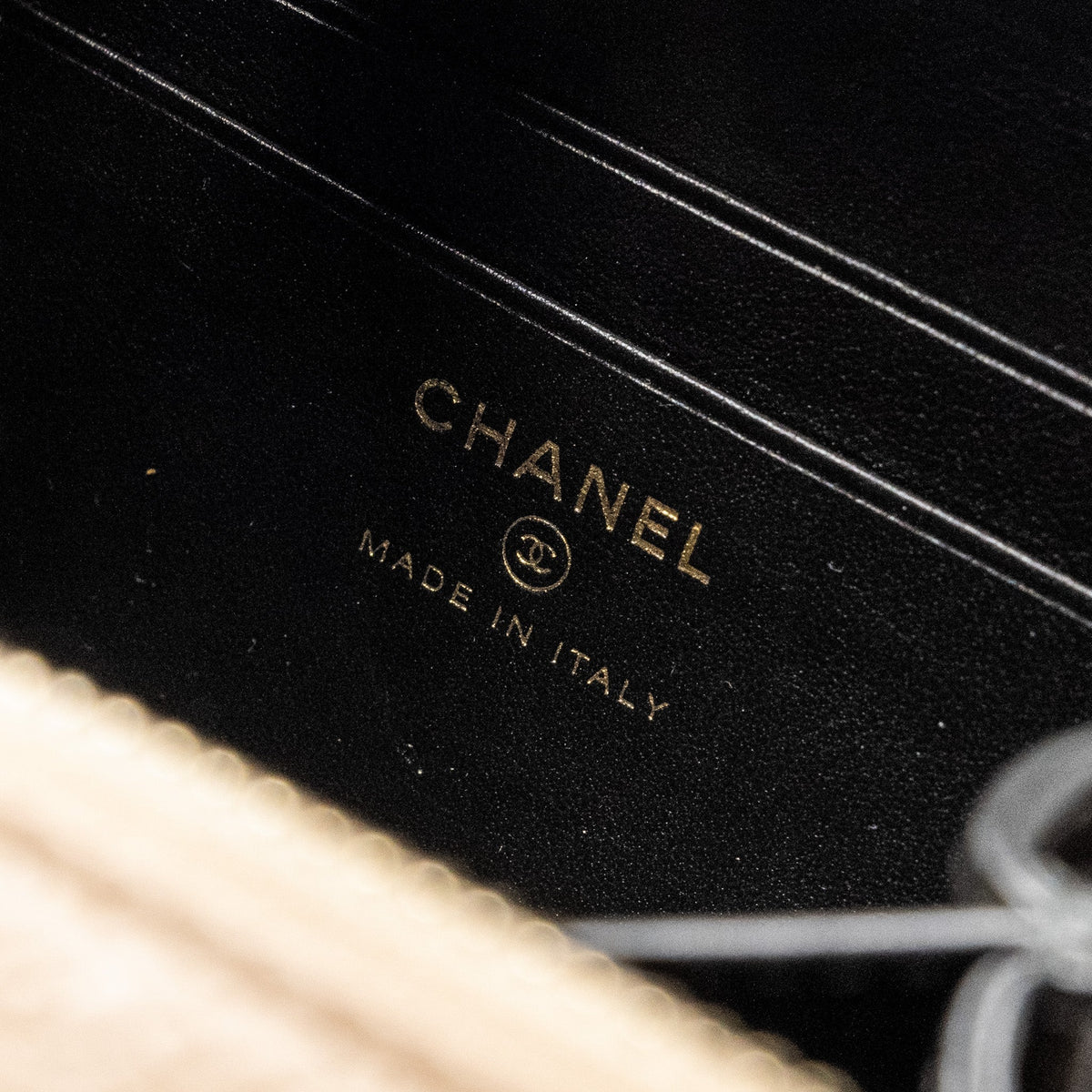 Chanel Mini Filigree Vanity Clutch Caviar Beige / Black GHW