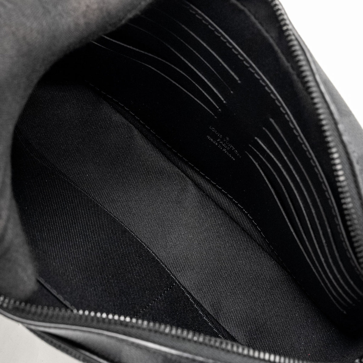 Louis Vuitton Pochette Kasai Clutch Bag Damier Graphite Canvas So Black
